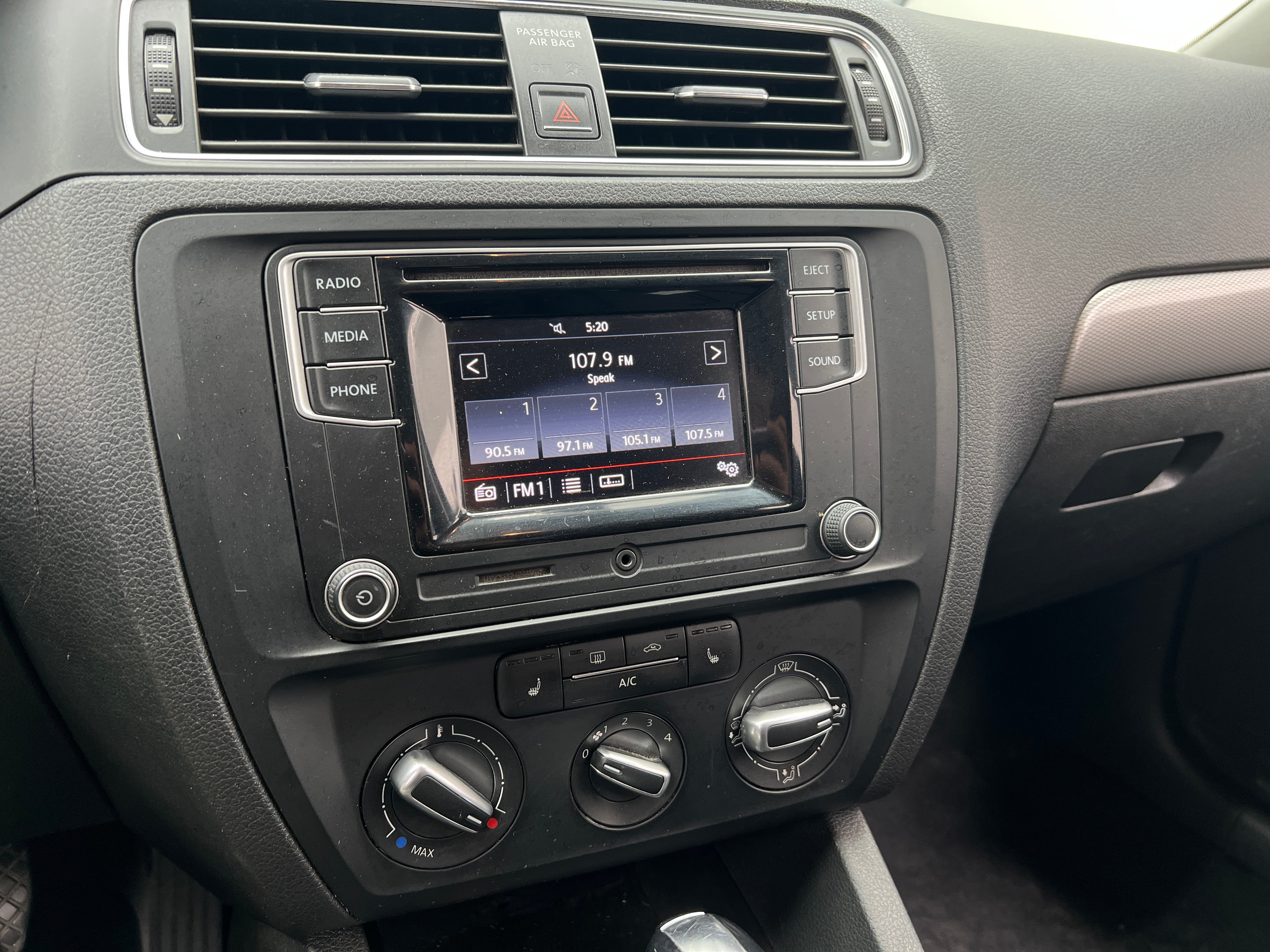 2017 Volkswagen Jetta S 4