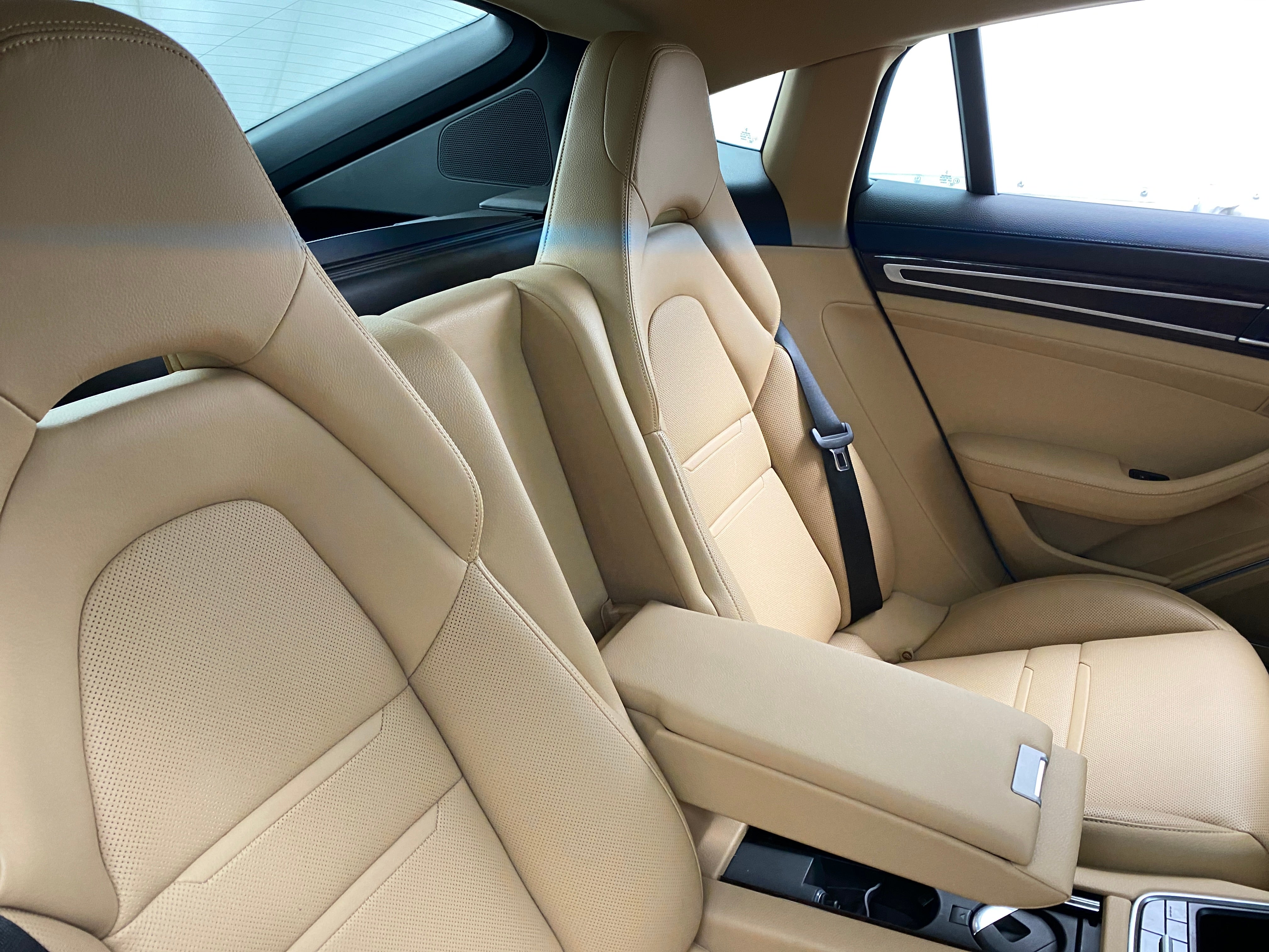 2018 Porsche Panamera 4S 6