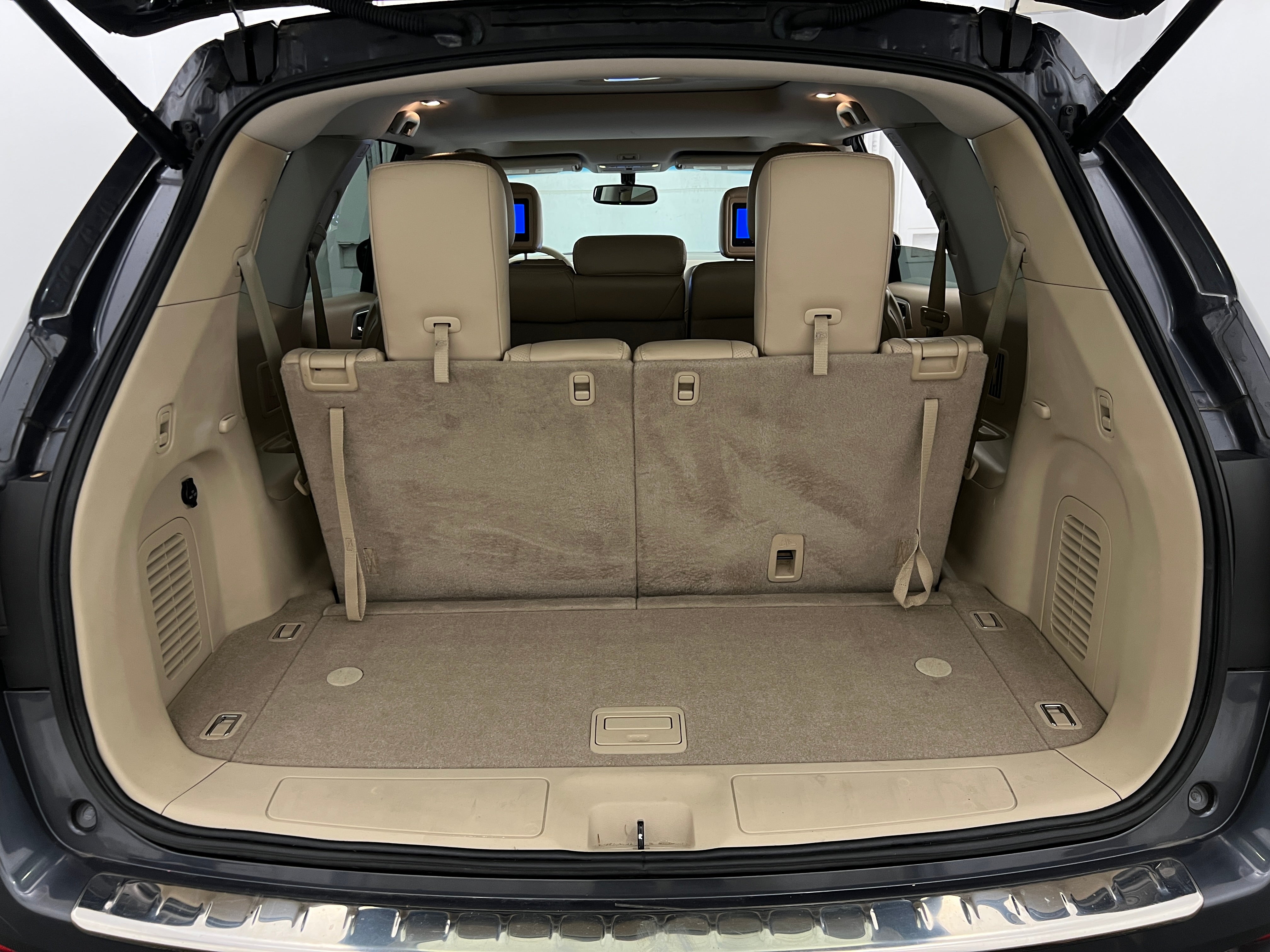 2014 Nissan Pathfinder Platinum 6
