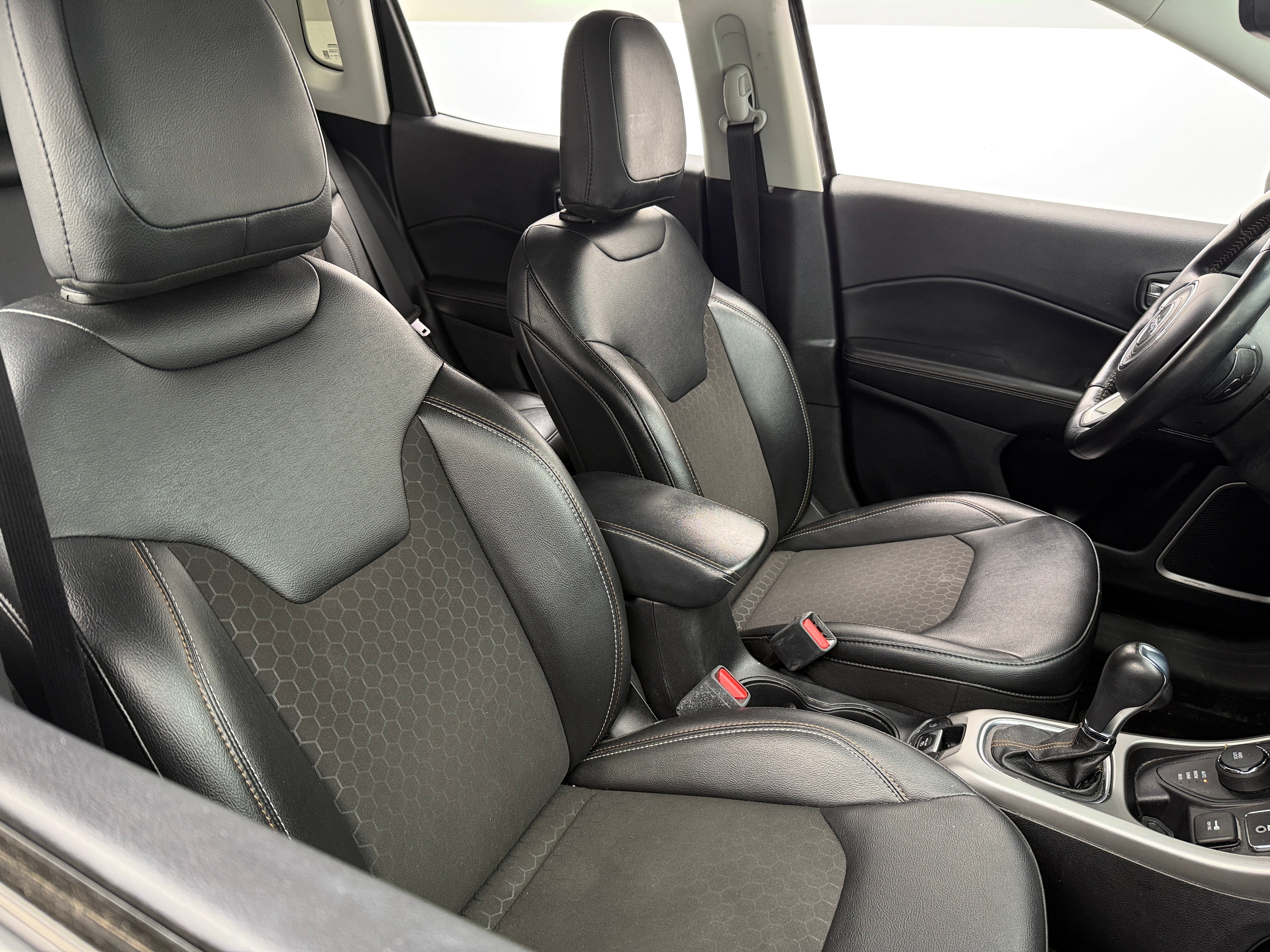 2021 Jeep Compass Latitude 2