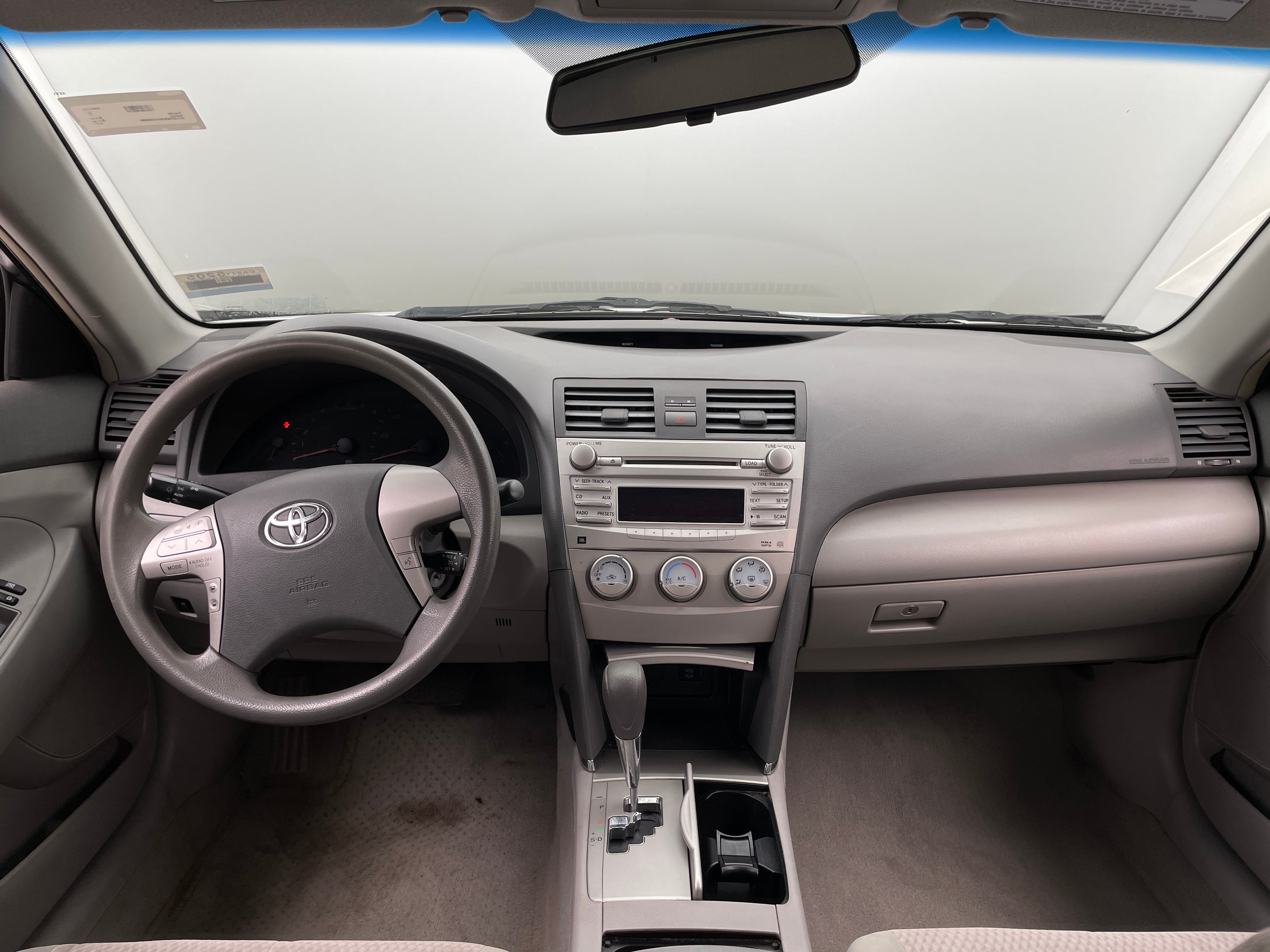 2011 Toyota Camry LE 3