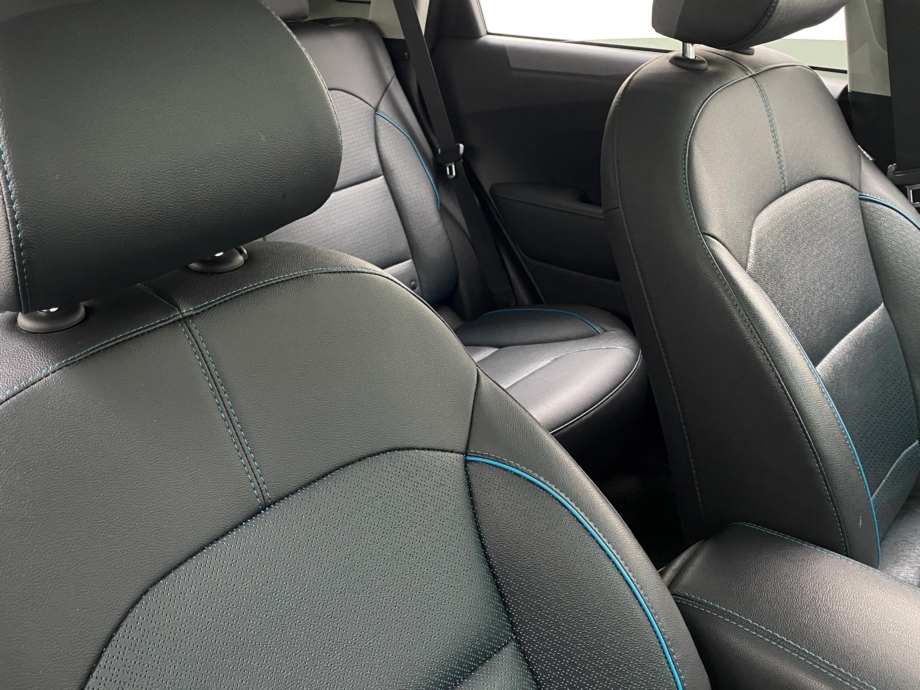 2022 Kia Niro EX Premium 2