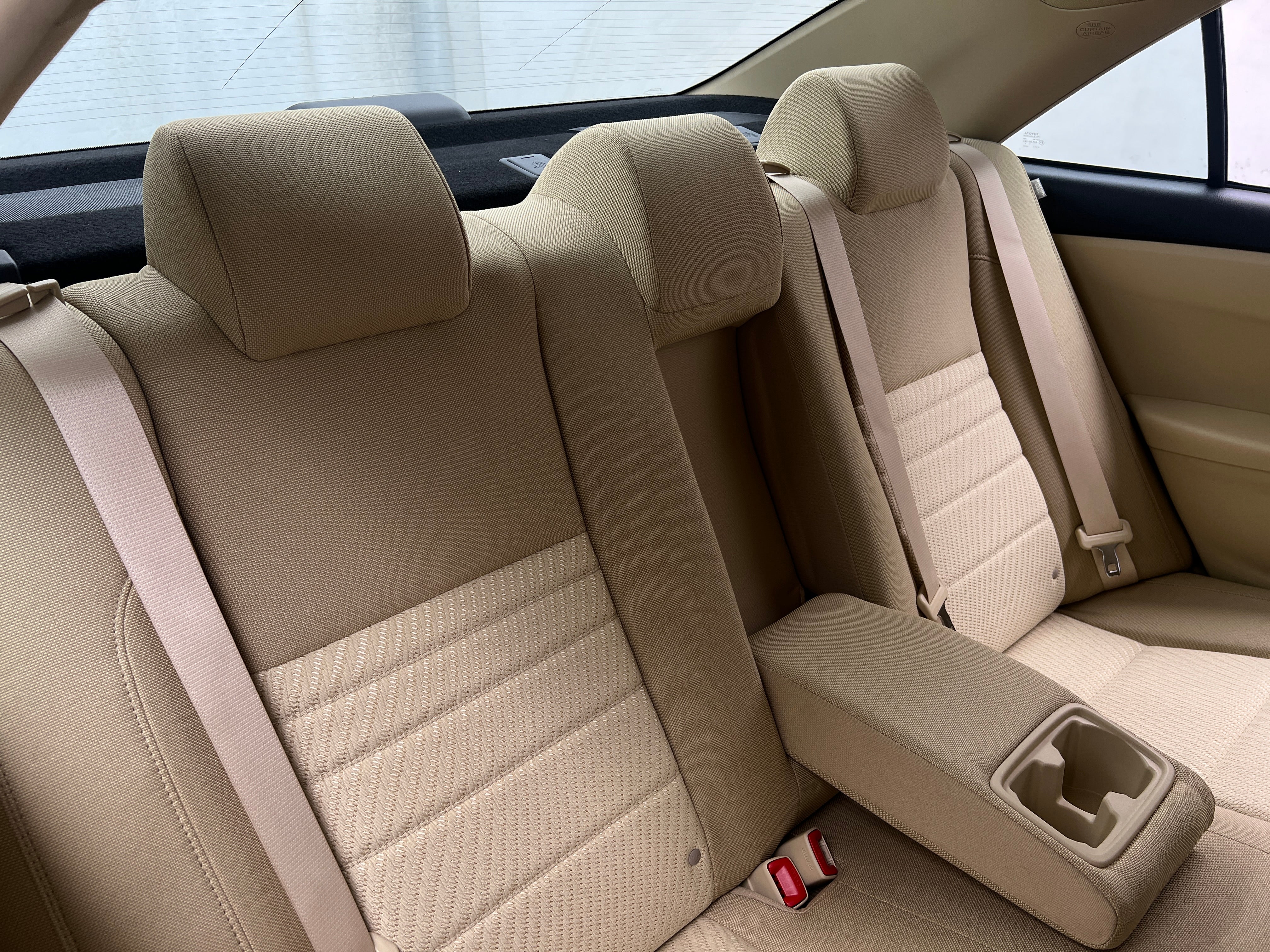 2015 Toyota Camry LE 6