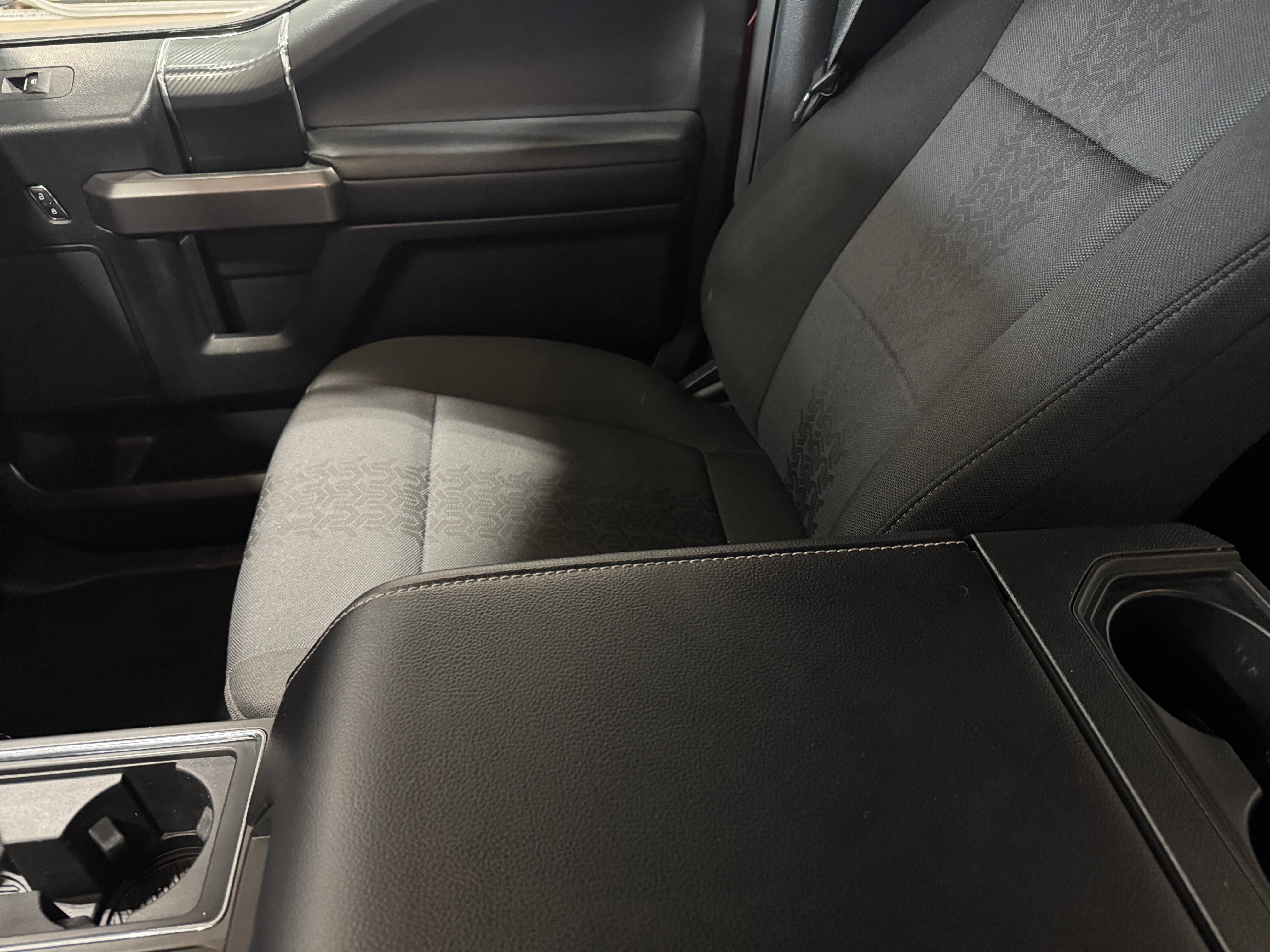 2020 Ford Econoline E-150 2