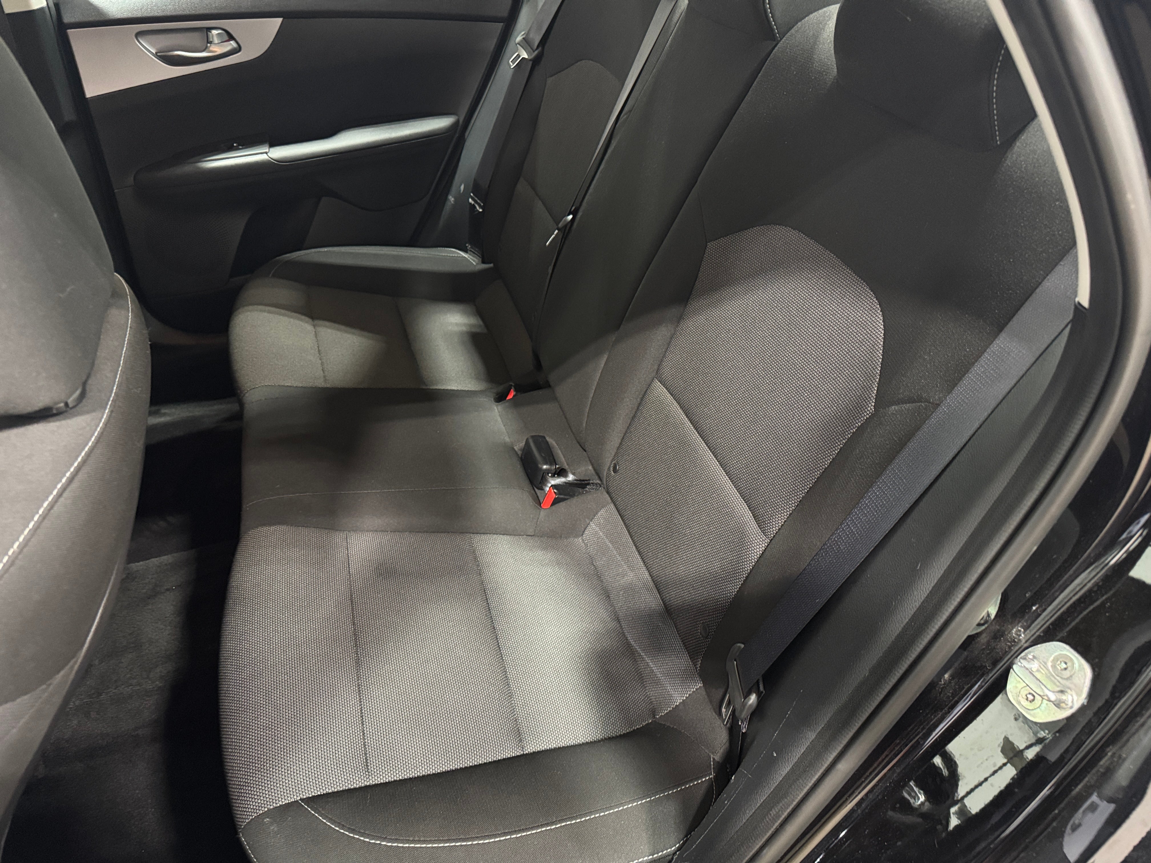 2022 Kia Forte LXS 6