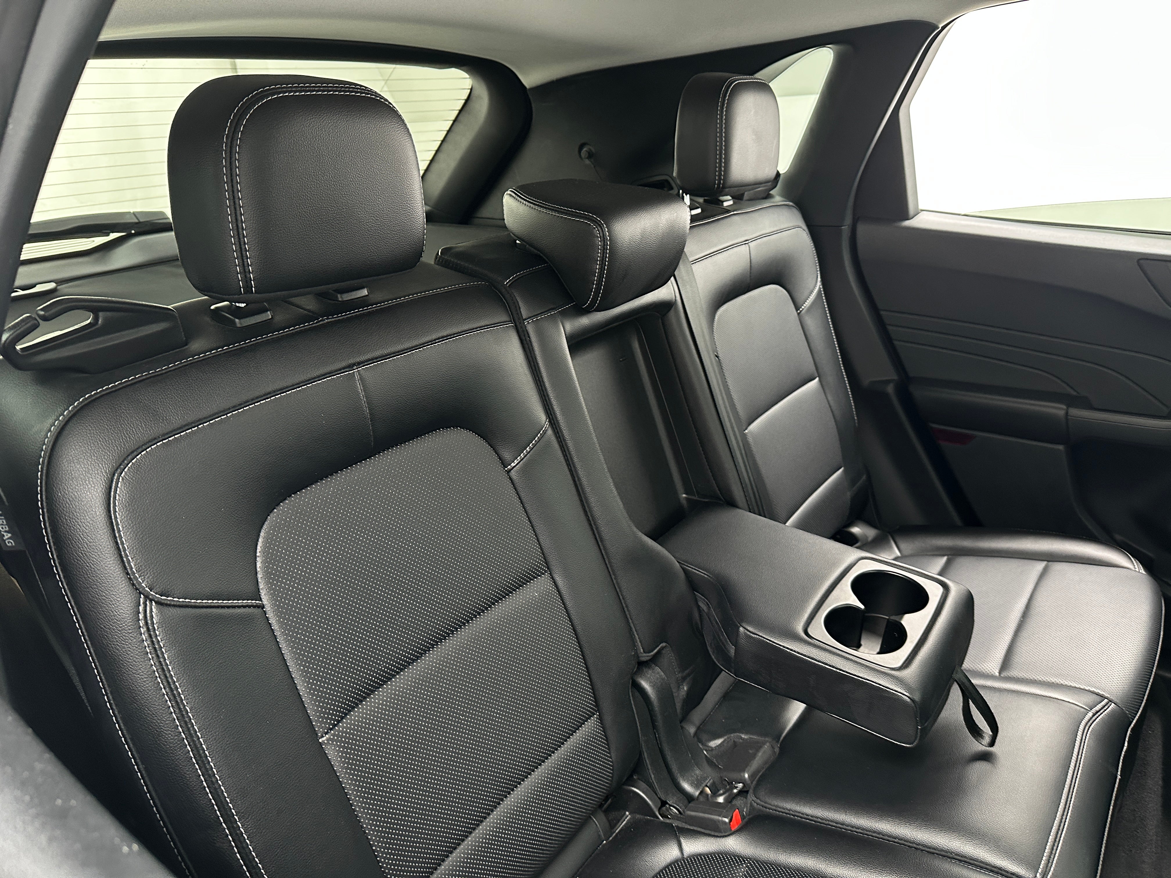 2022 Ford Escape SEL 5