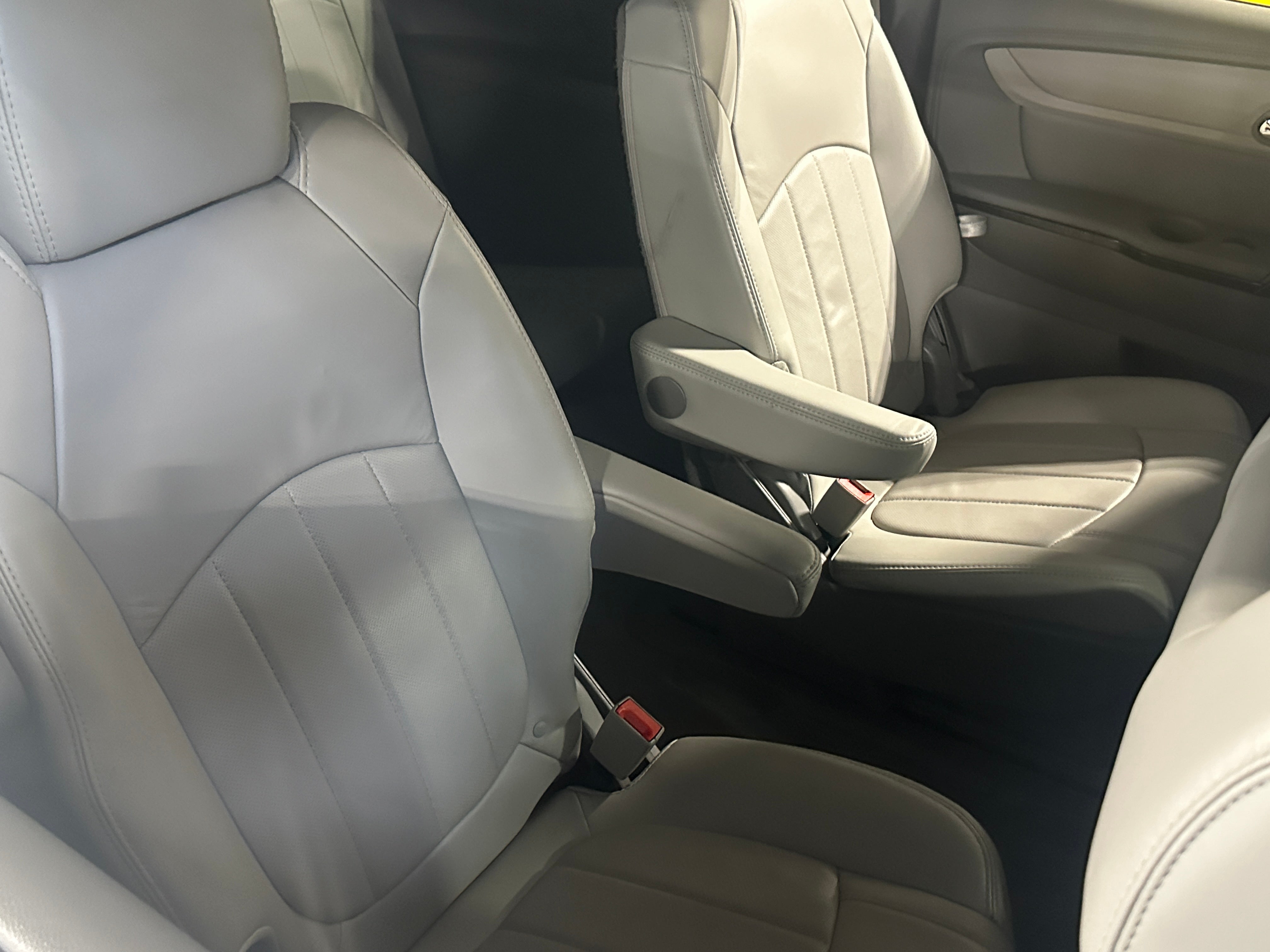 2015 Chevrolet Traverse LTZ 5
