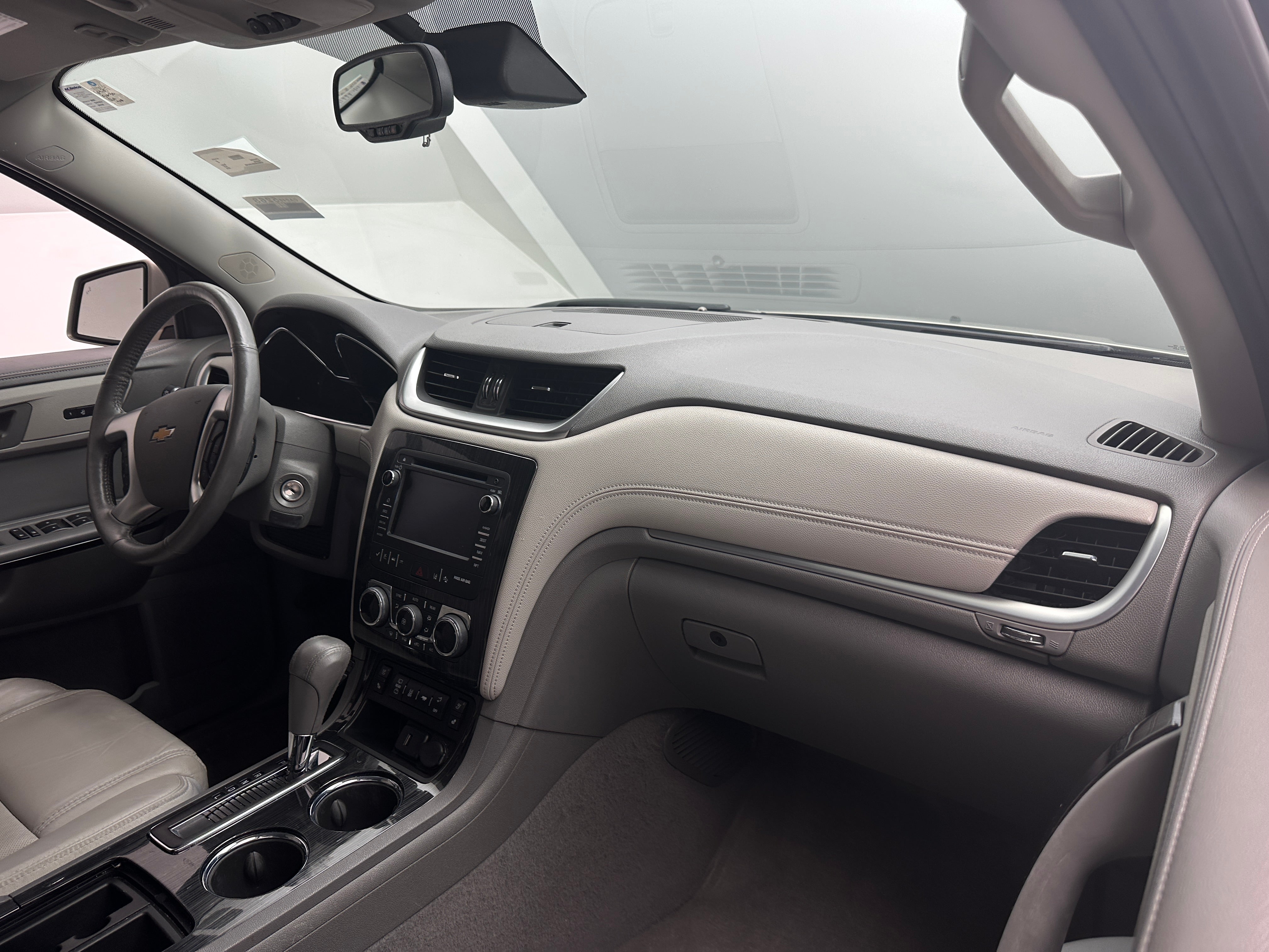2015 Chevrolet Traverse LTZ 2