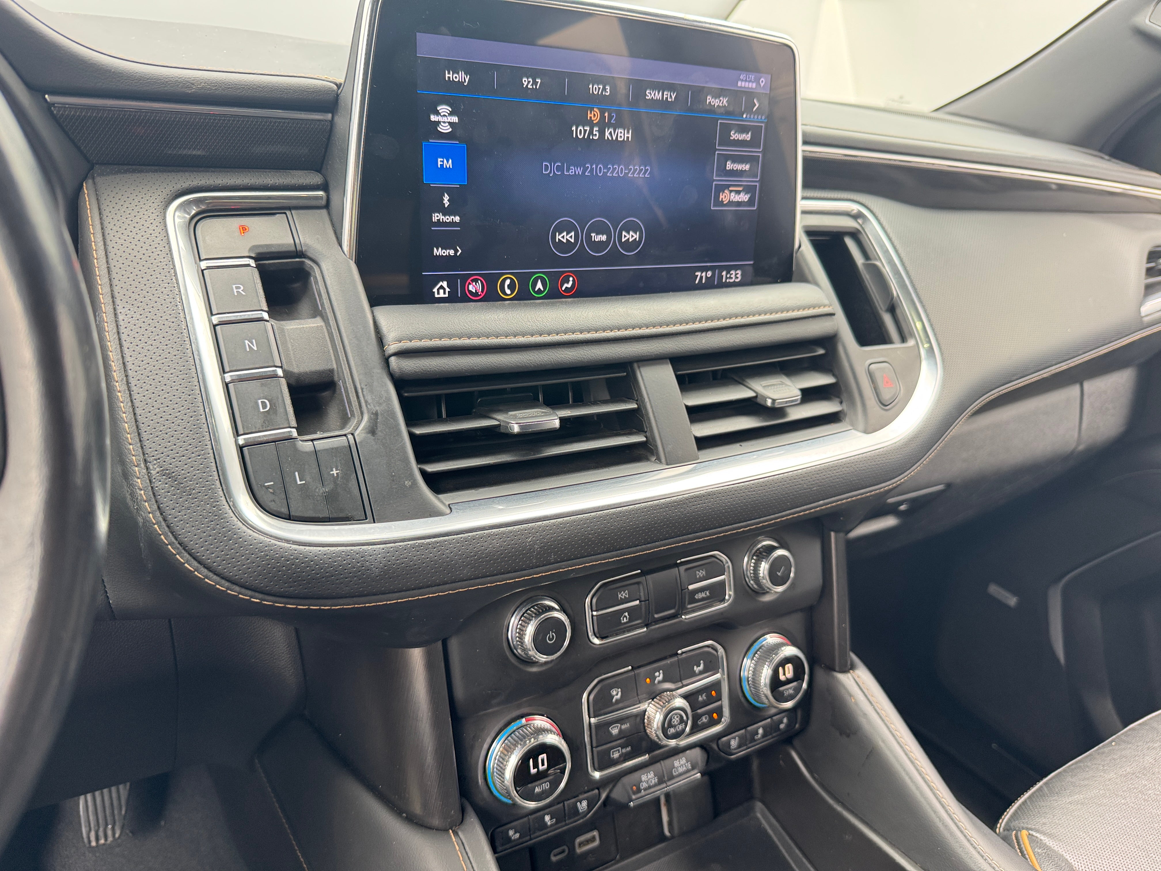 2021 GMC Yukon XL AT4 3