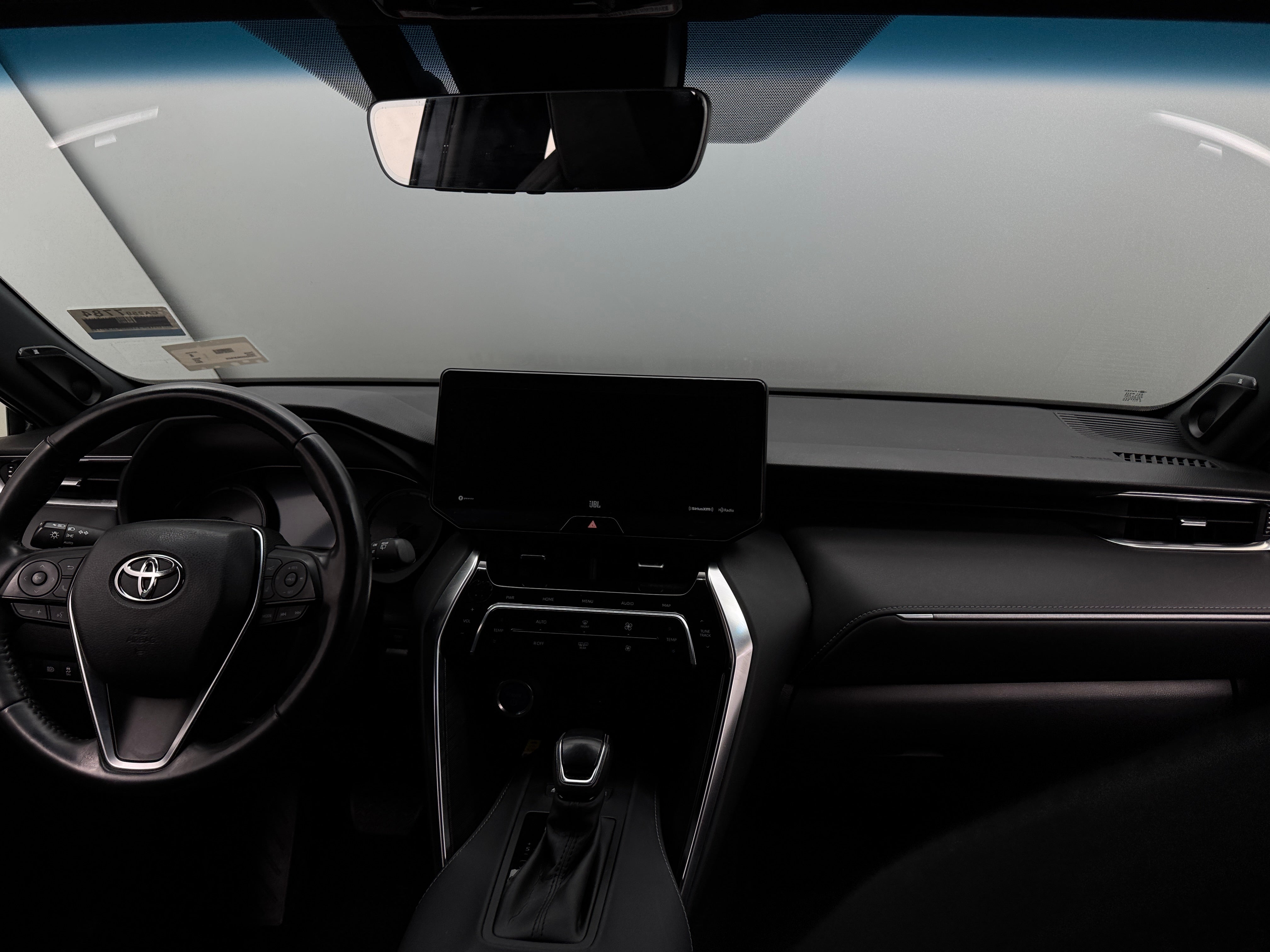 2021 Toyota Venza XLE 2