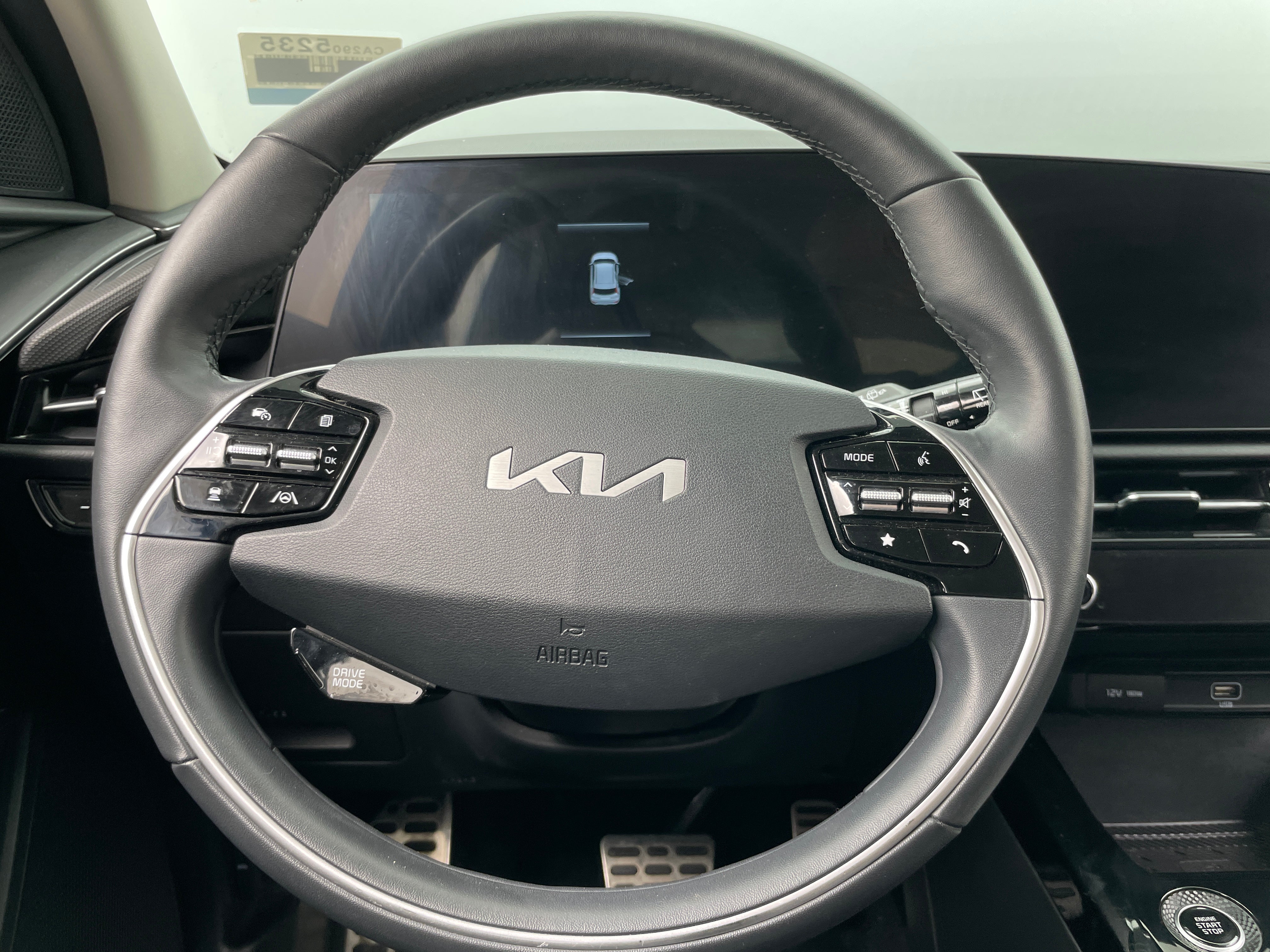 2023 Kia Niro SX Touring 4