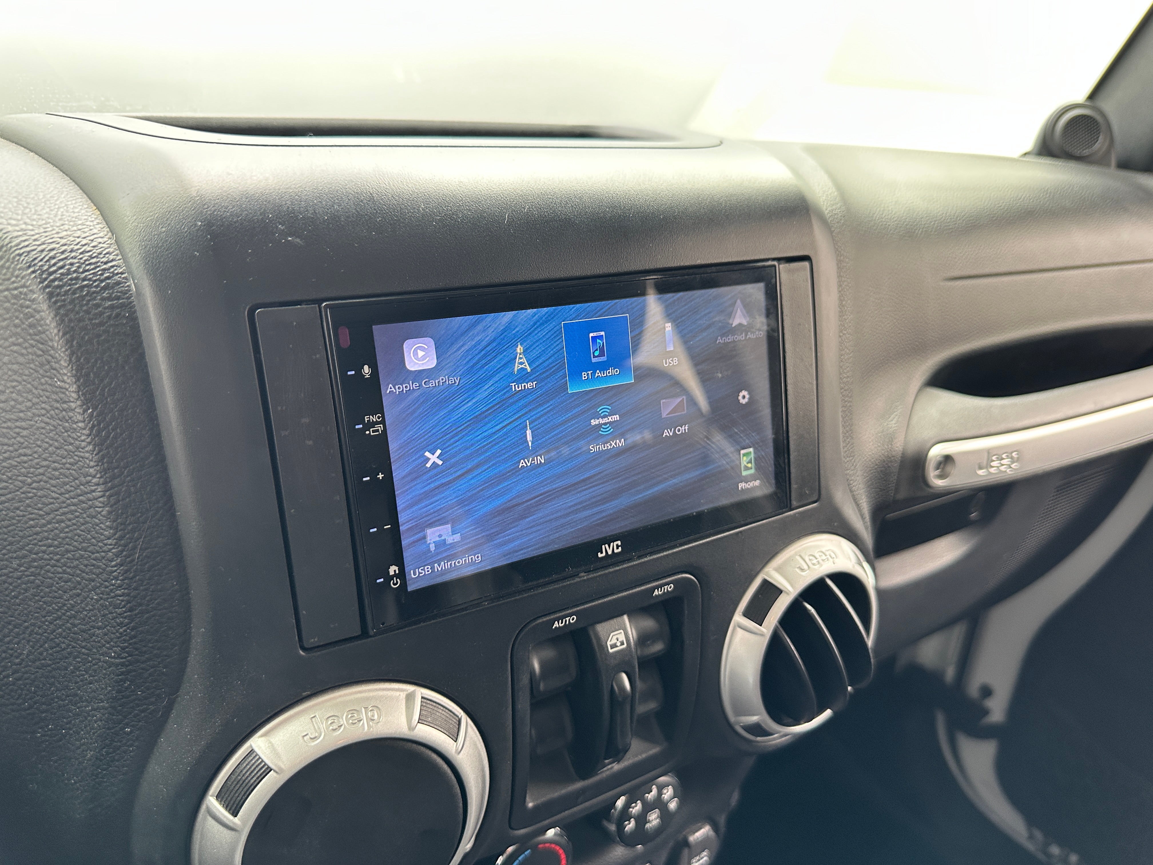 2014 Jeep Wrangler Unlimited Rubicon 3