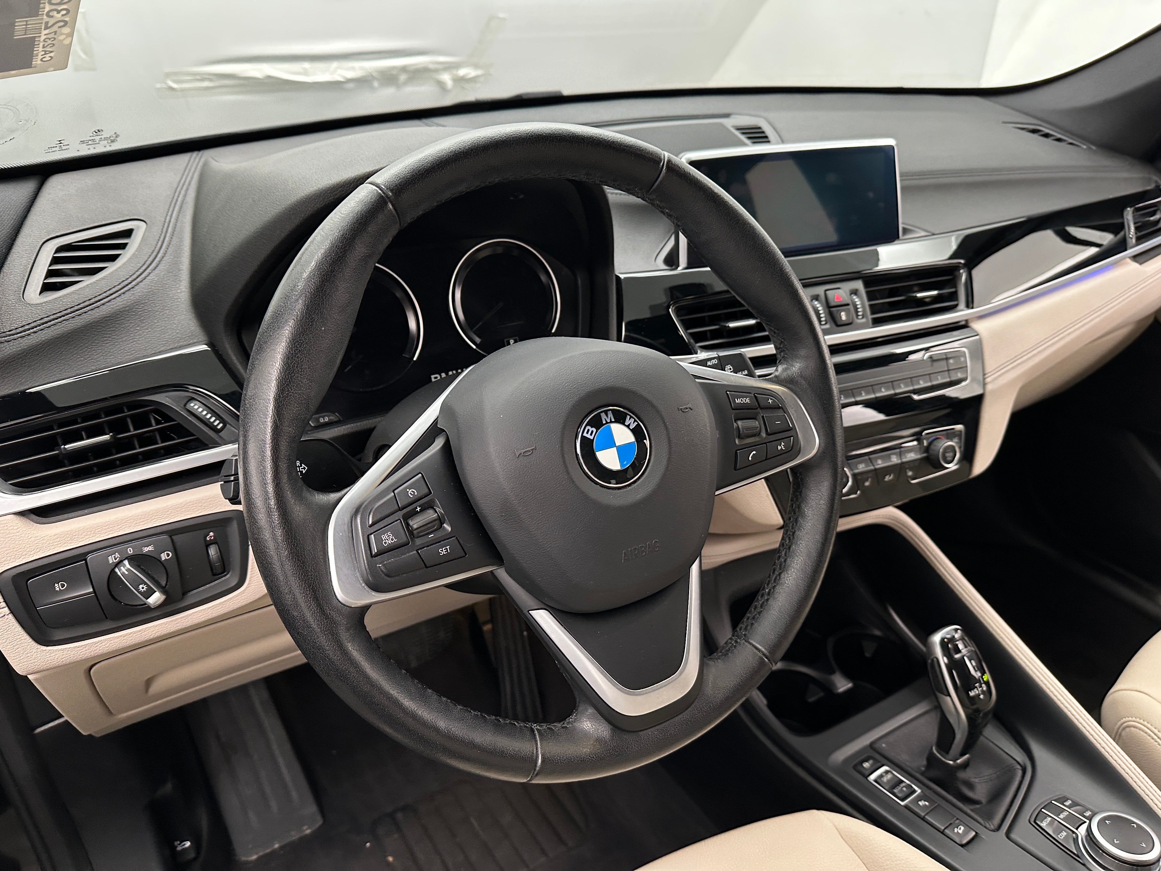 2020 BMW X1 xDrive28i 5
