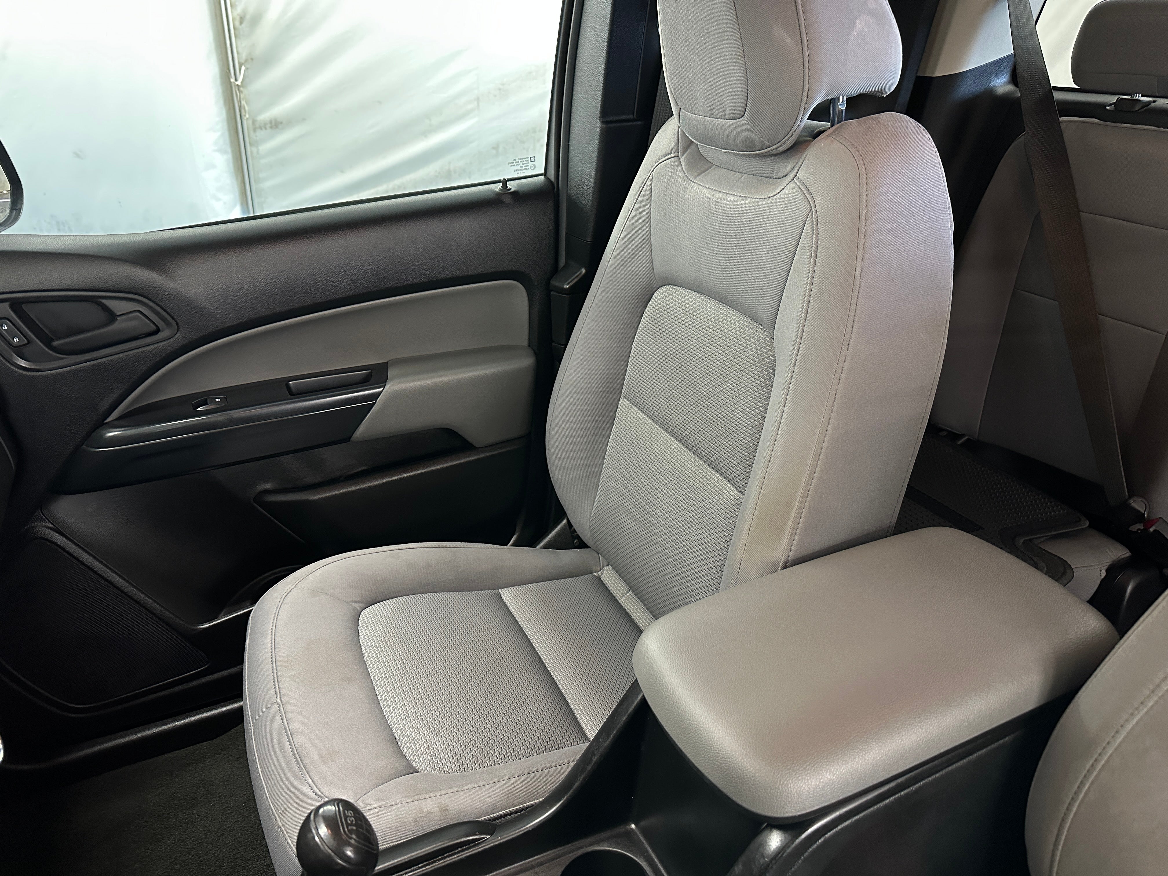 2018 Chevrolet Colorado Work Truck 2
