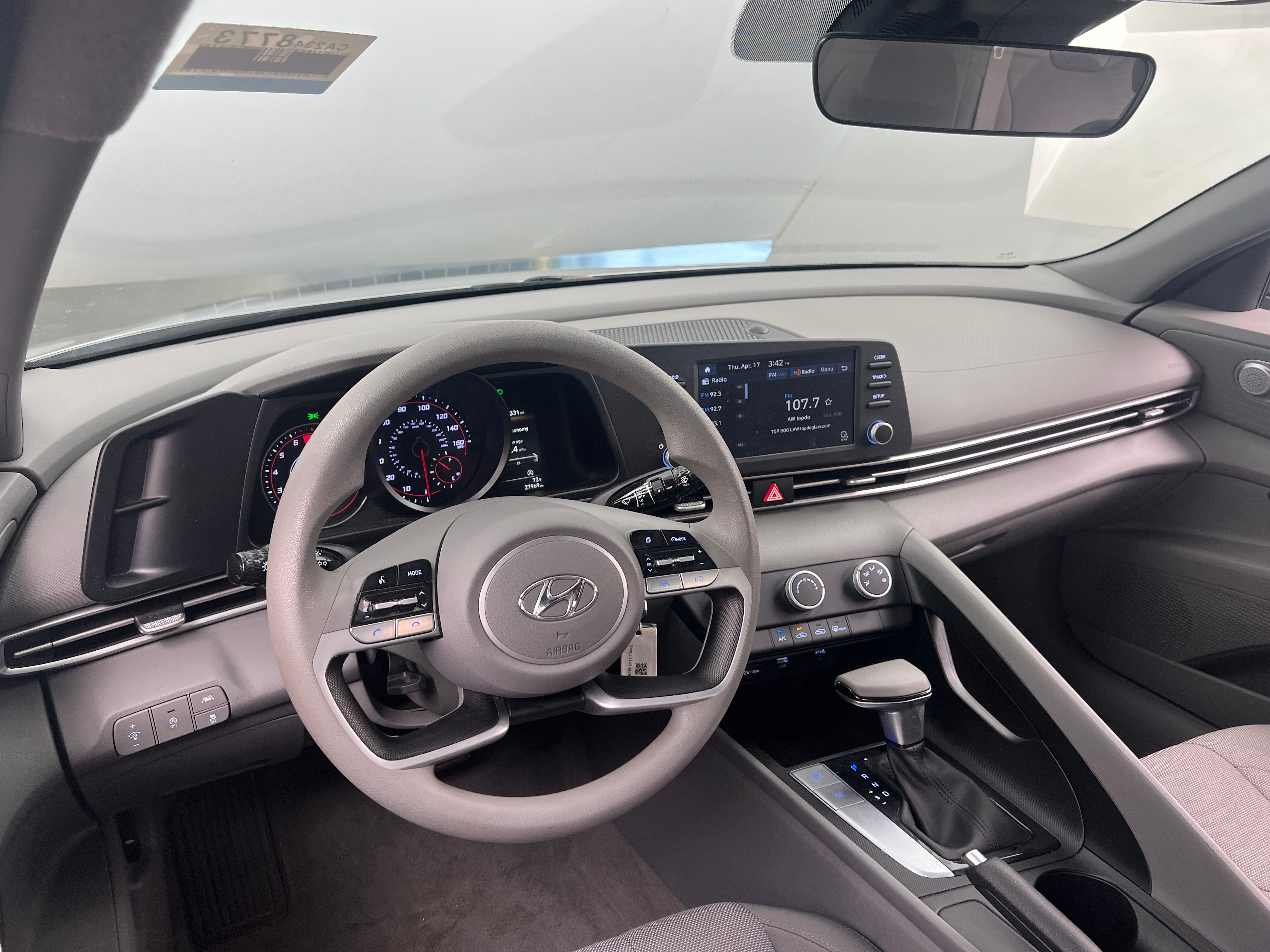 2022 Hyundai Elantra SE 3