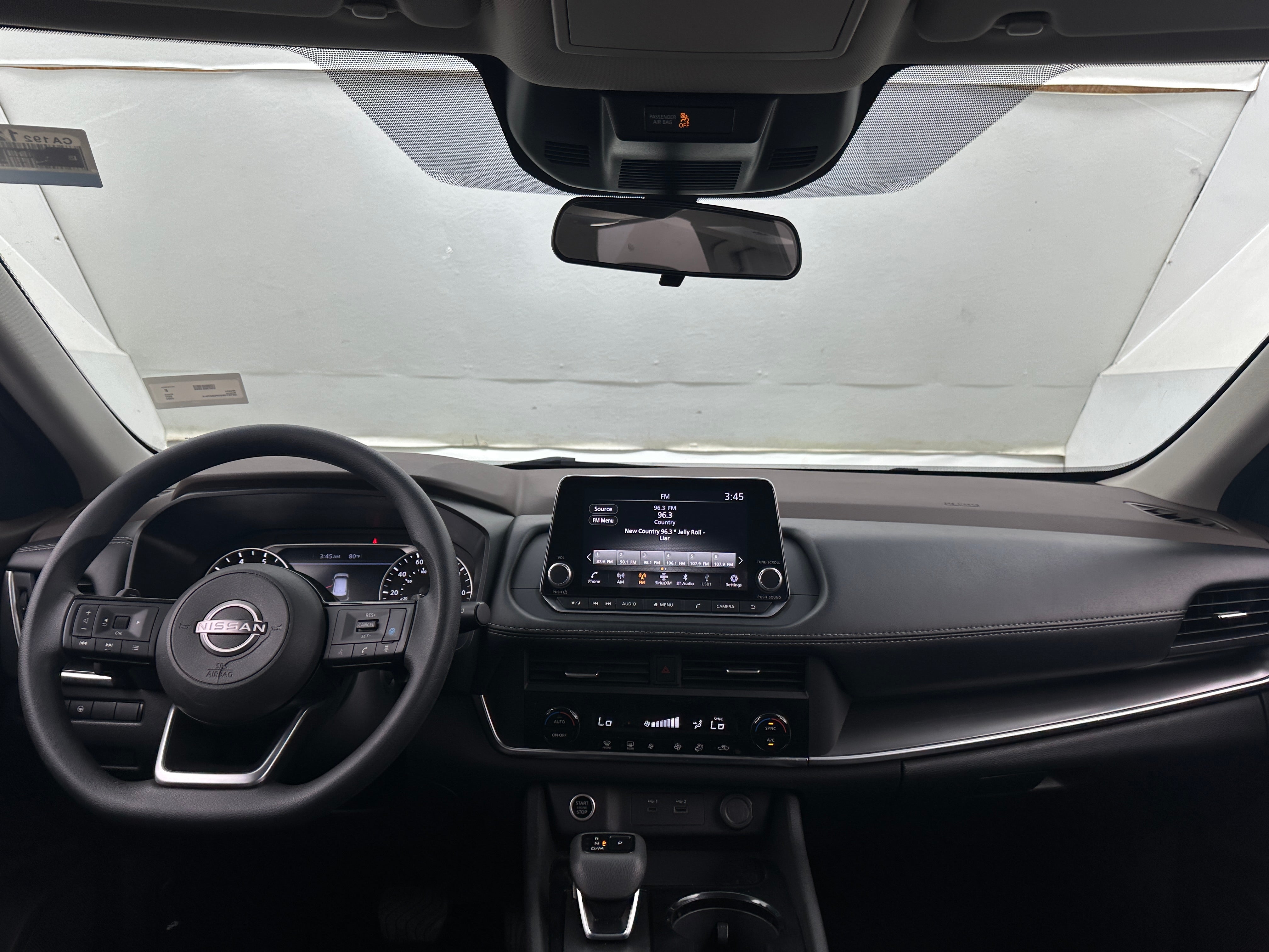 2023 Nissan Rogue SV 3