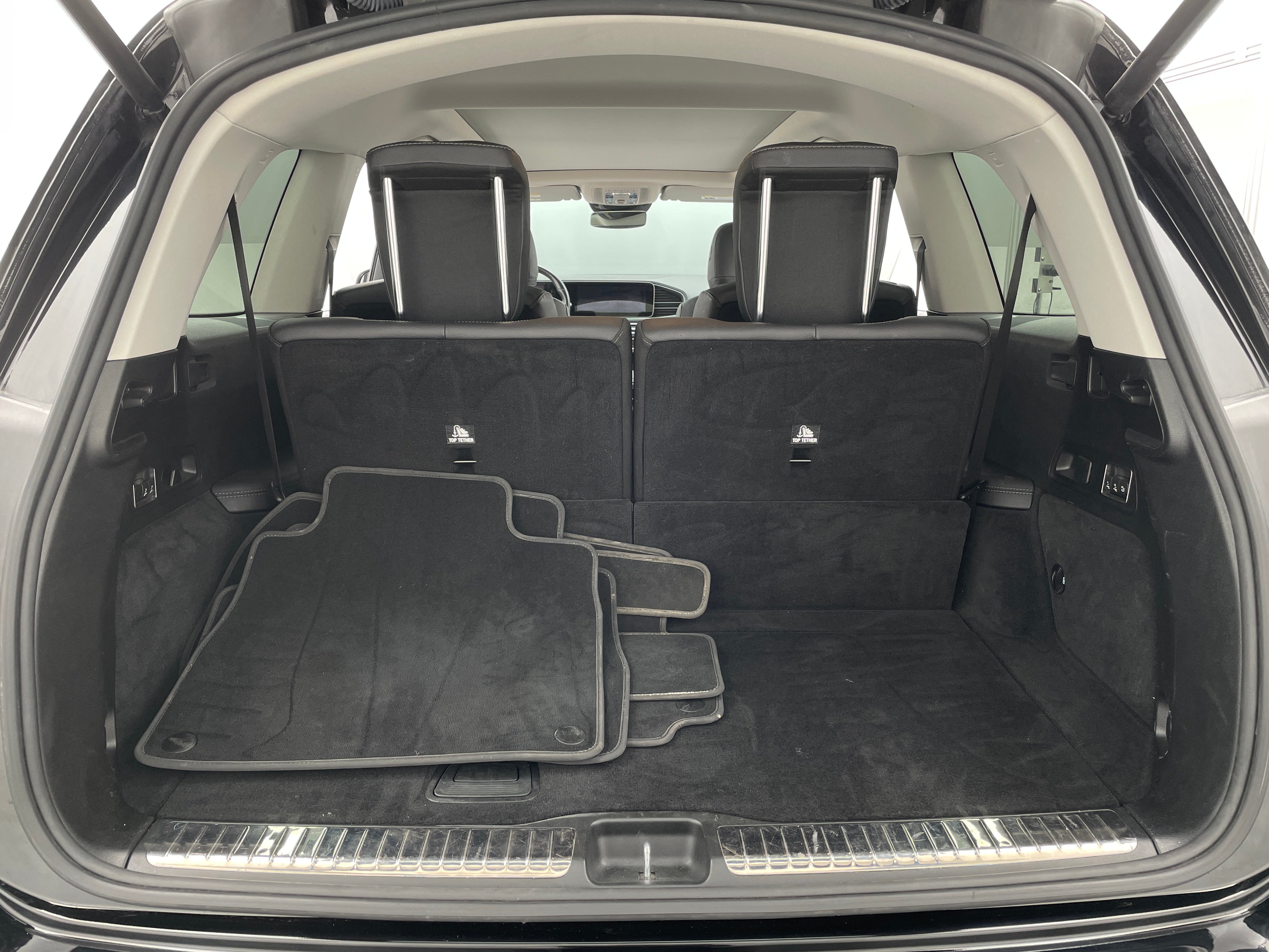 2023 Mercedes-Benz GLS 450 4MATIC 6