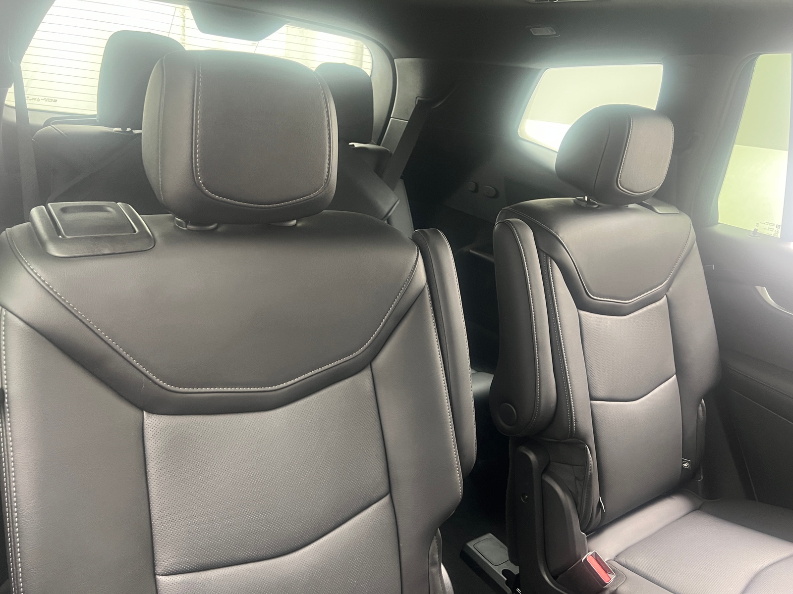 Thumbnail: 2022 Cadillac XT6 - 5