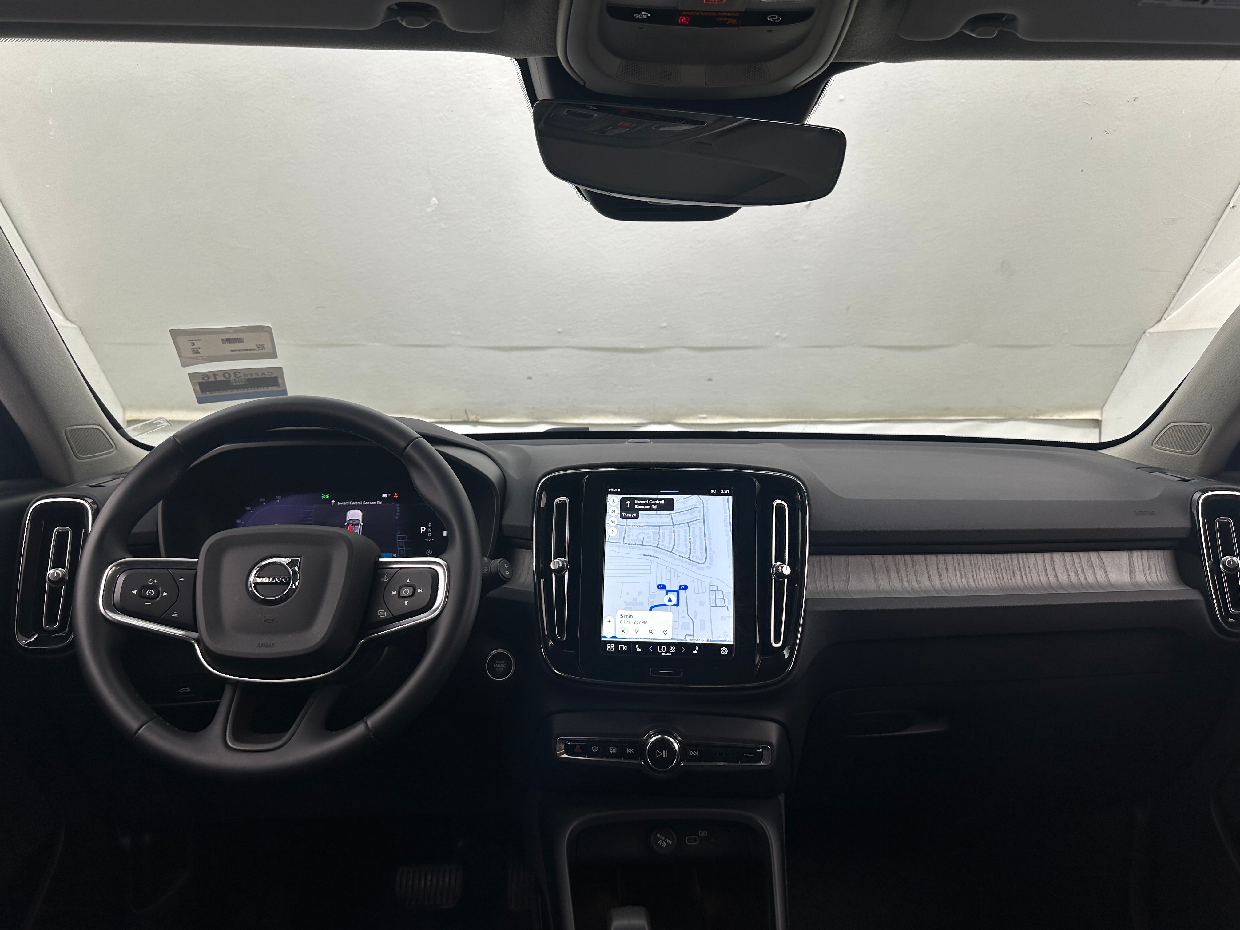 2024 Volvo XC40 B5 Core 3