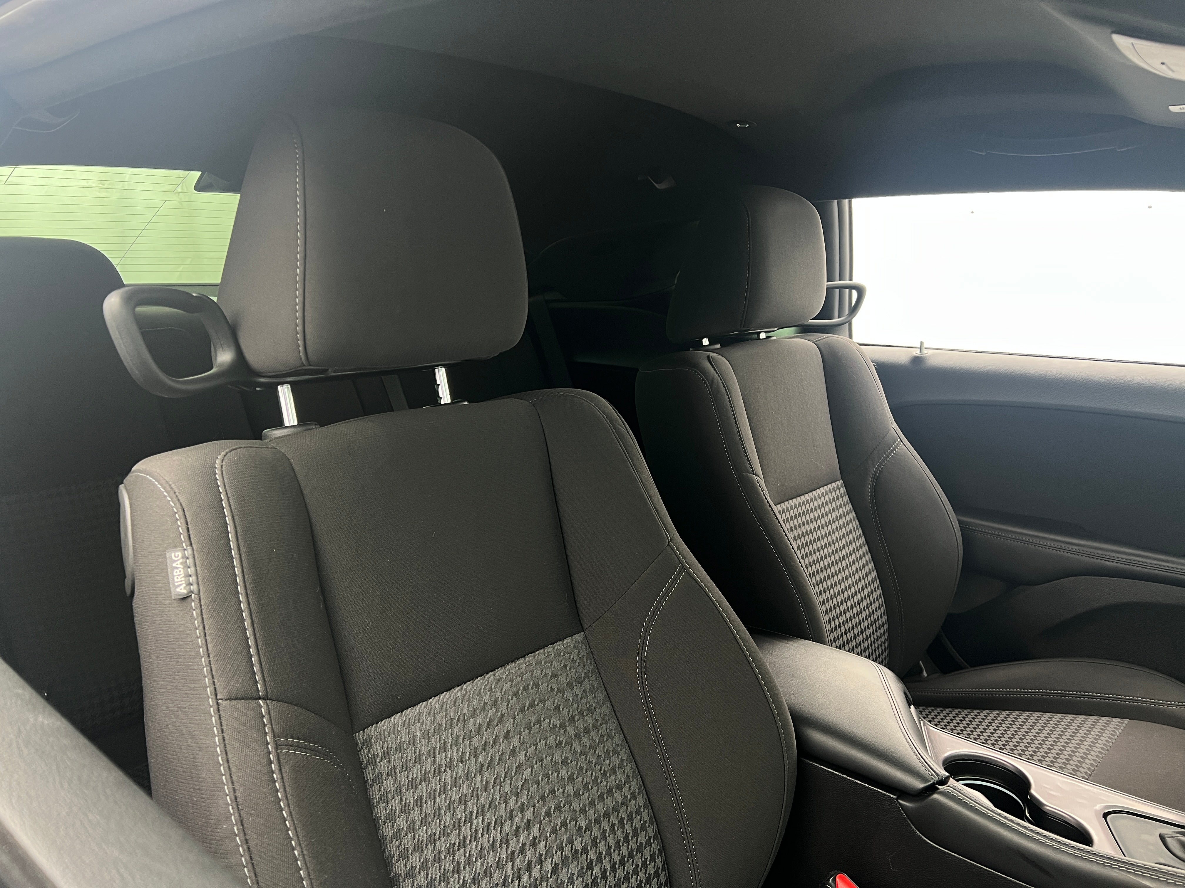 2023 Dodge Challenger SXT 2