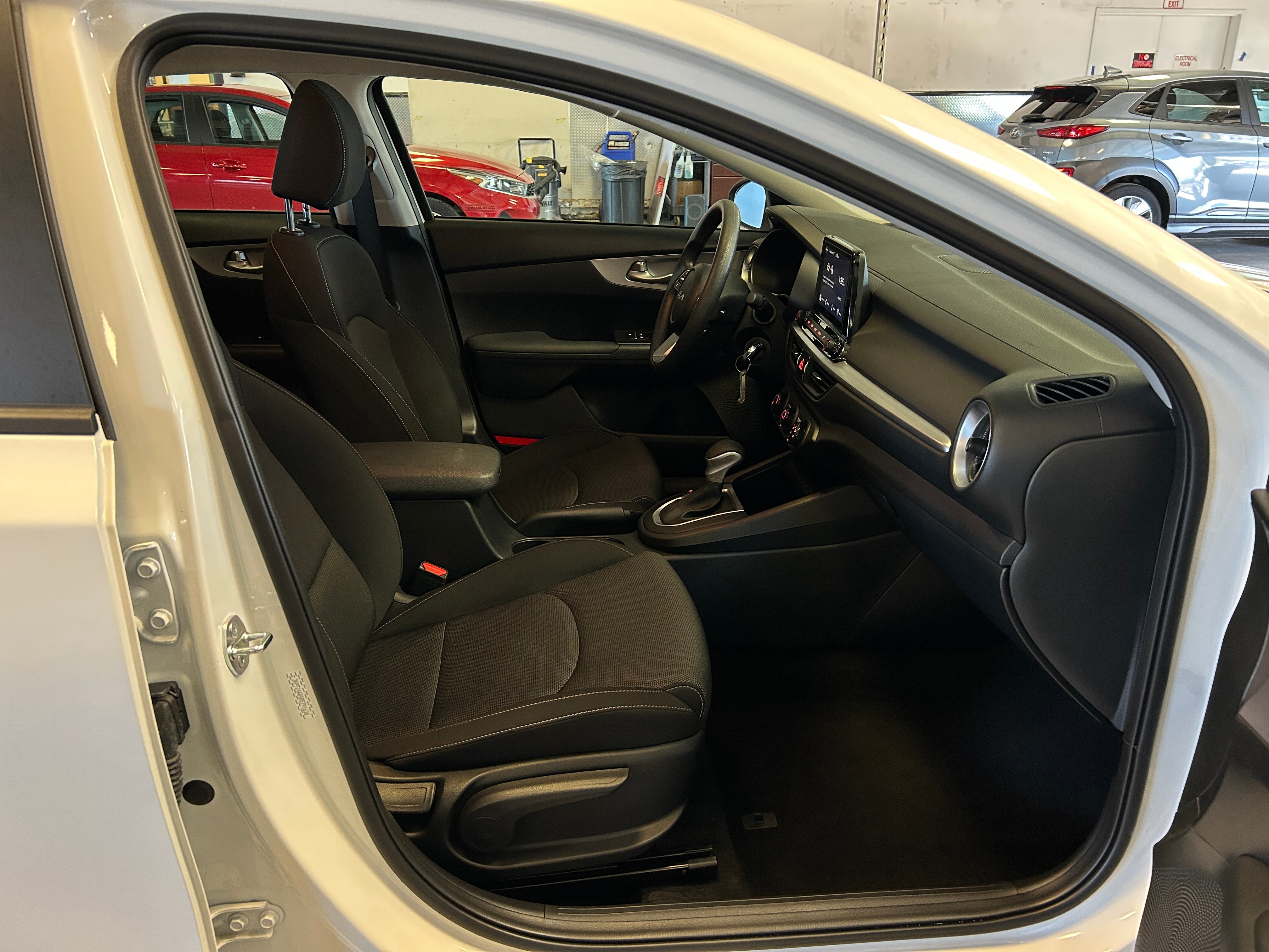 2024 Kia Forte LXS 2