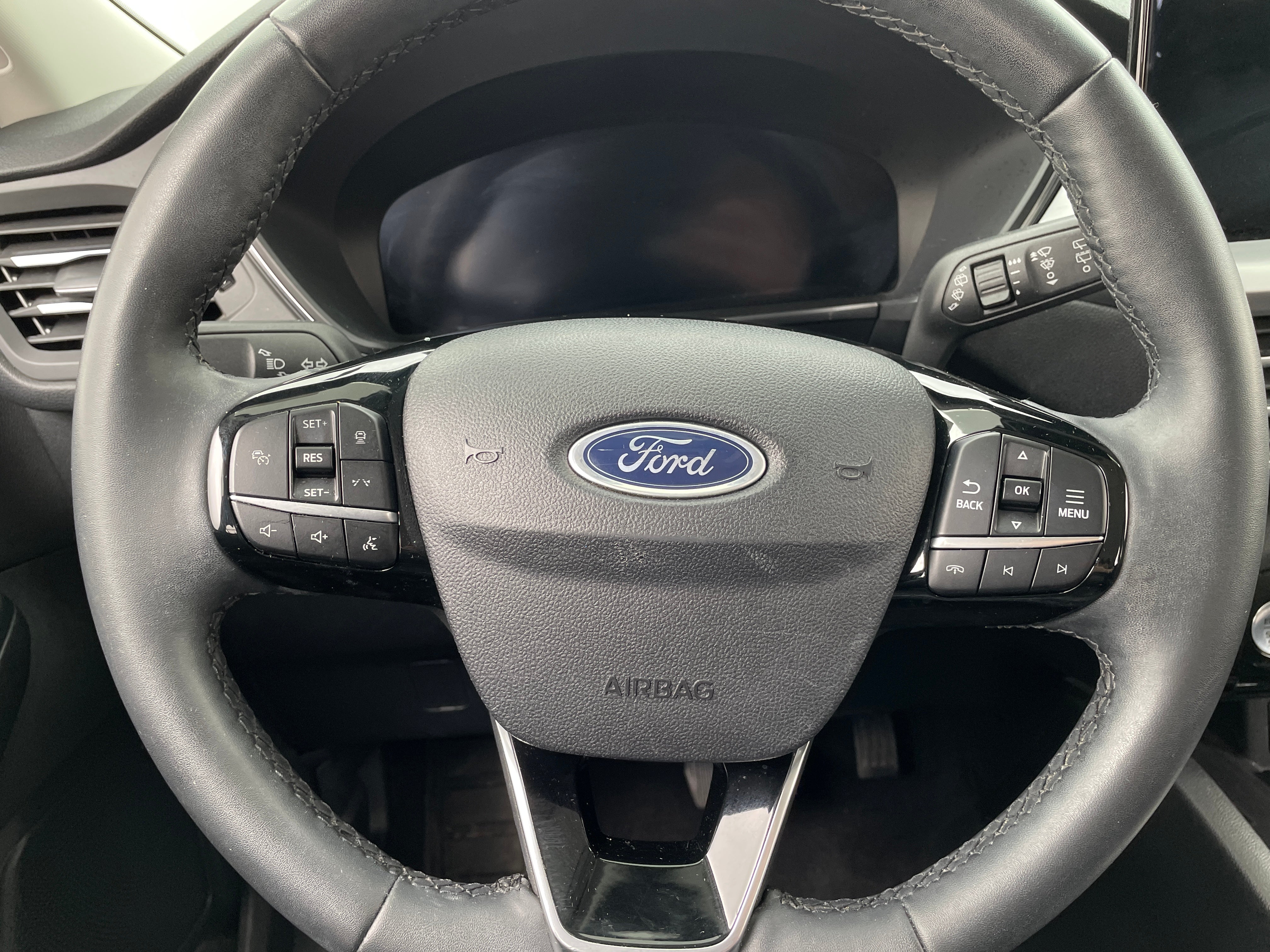 2023 Ford Escape Plug-in Hybrid 4