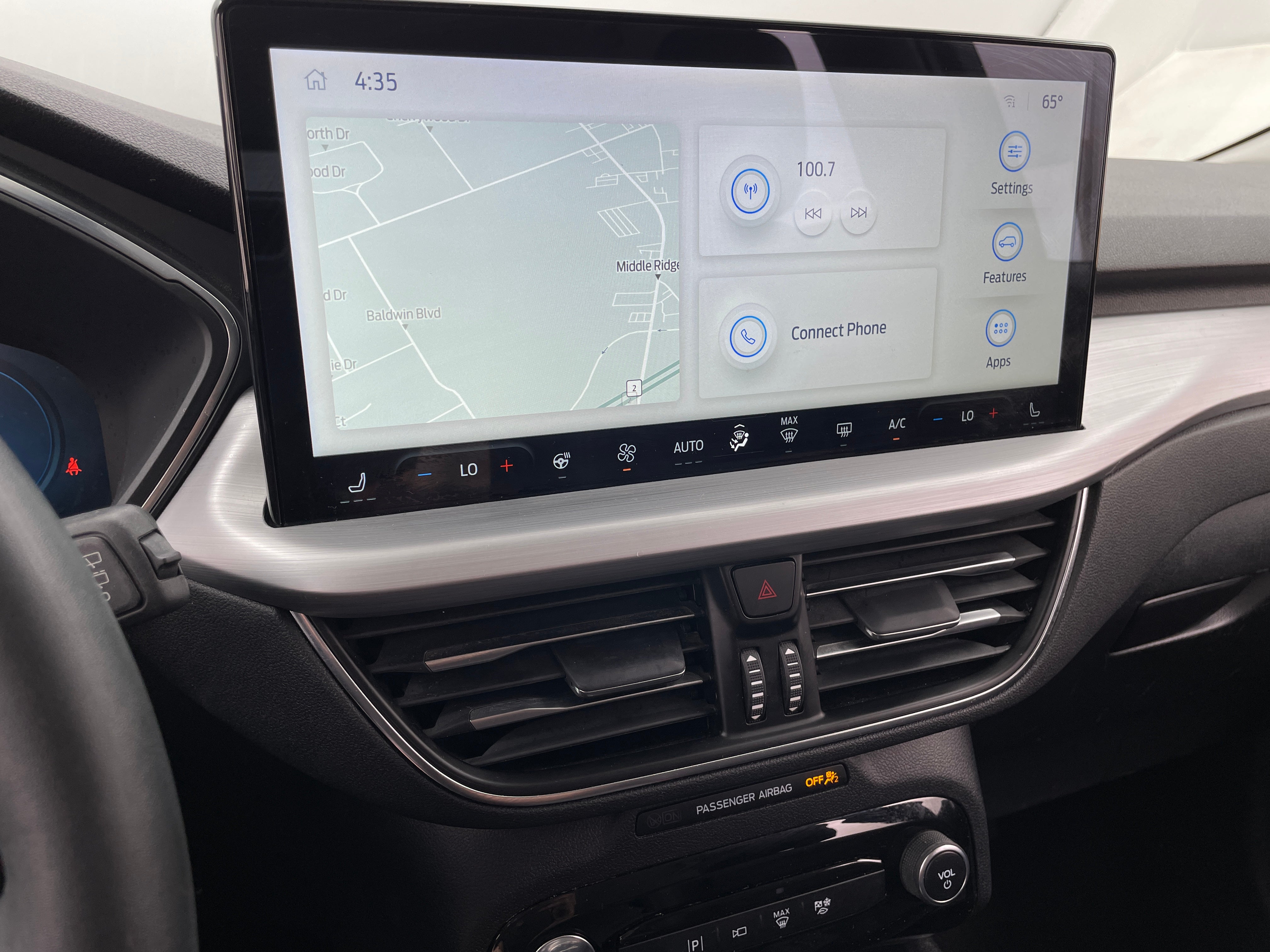 2023 Ford Escape Plug-in Hybrid 3