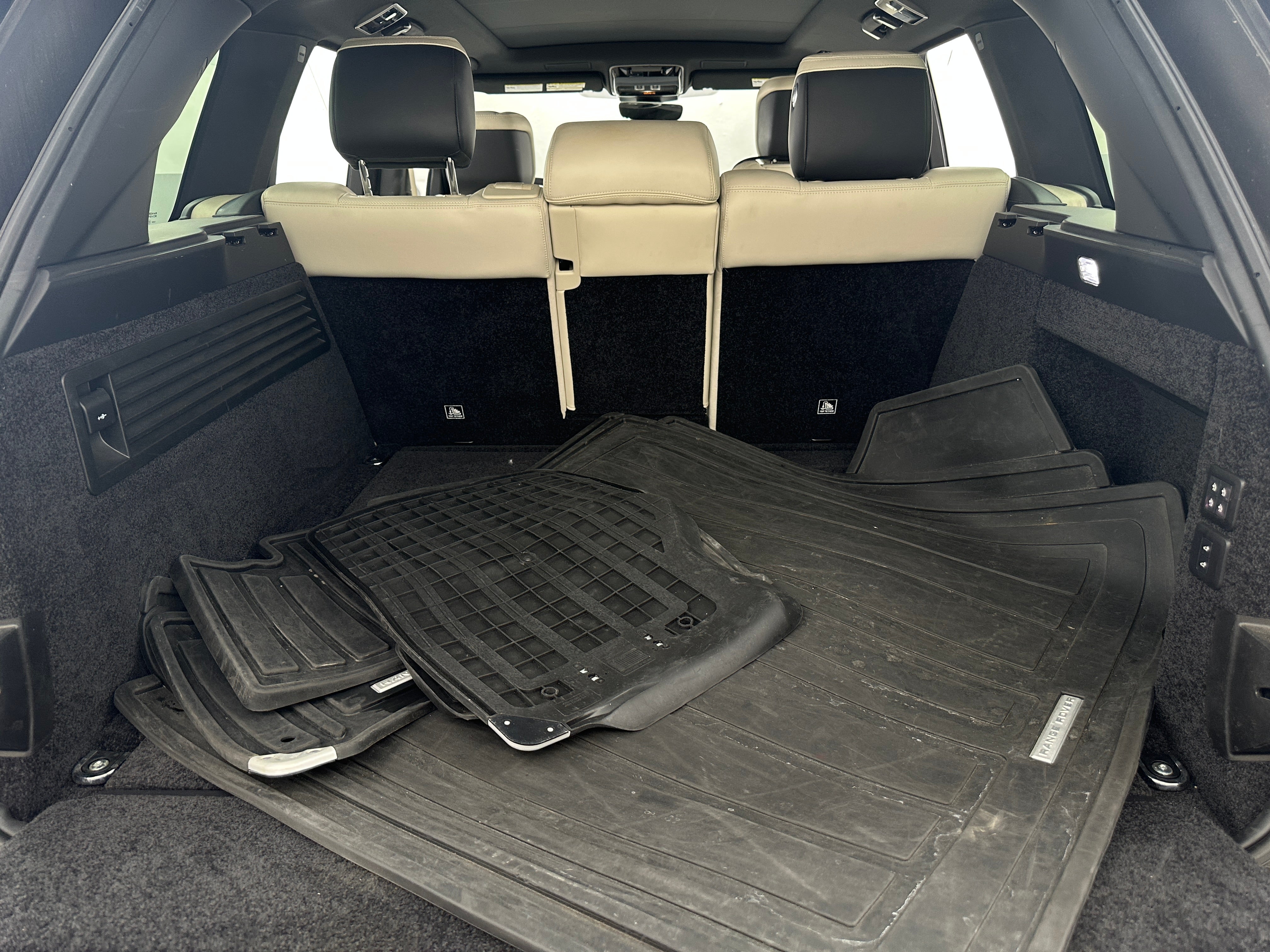 2020 Land Rover Range Rover HSE 7