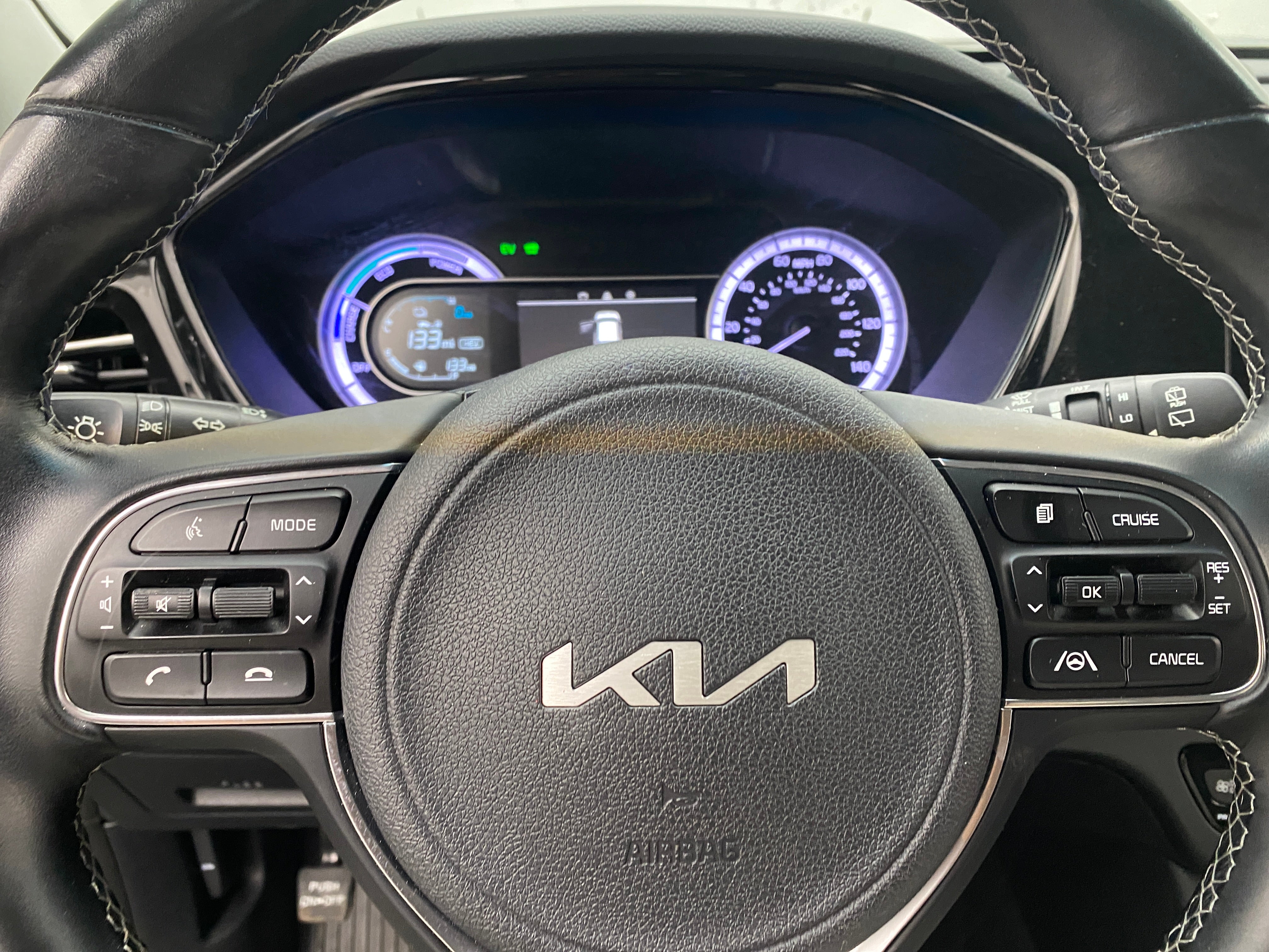 2022 Kia Niro LXS 5