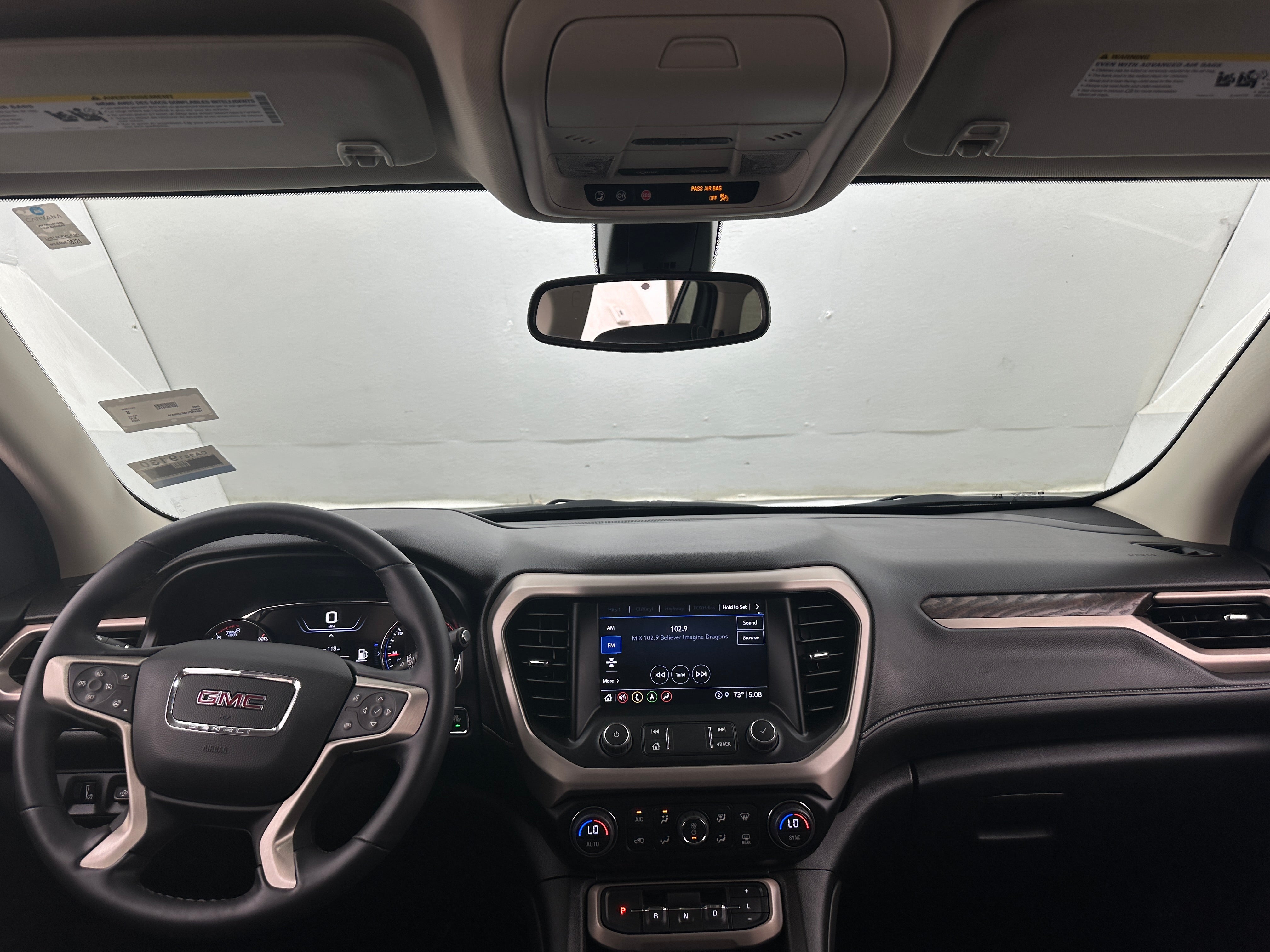 2023 GMC Acadia Denali 3