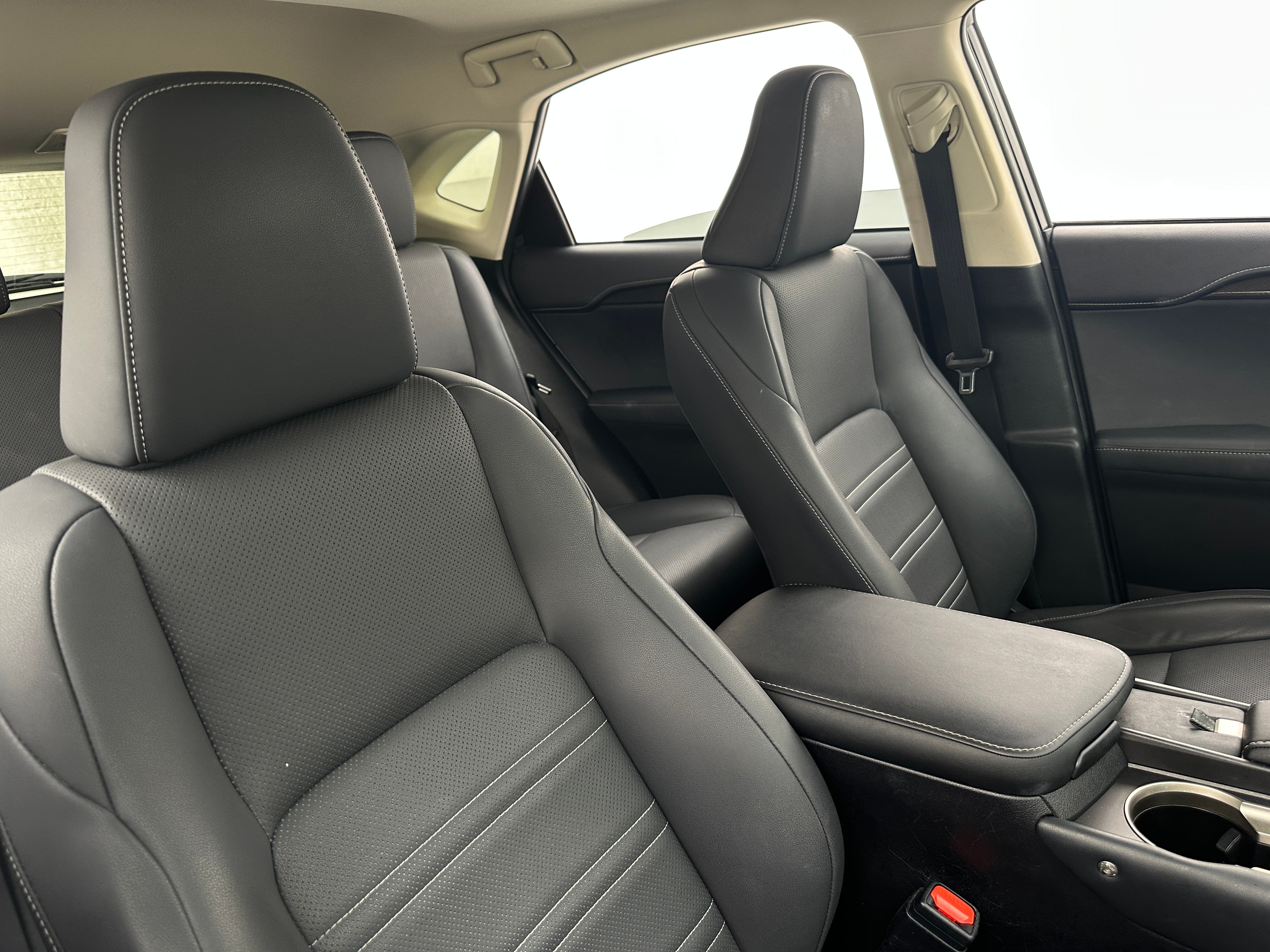 2021 Lexus NX Hybrid 300h 2