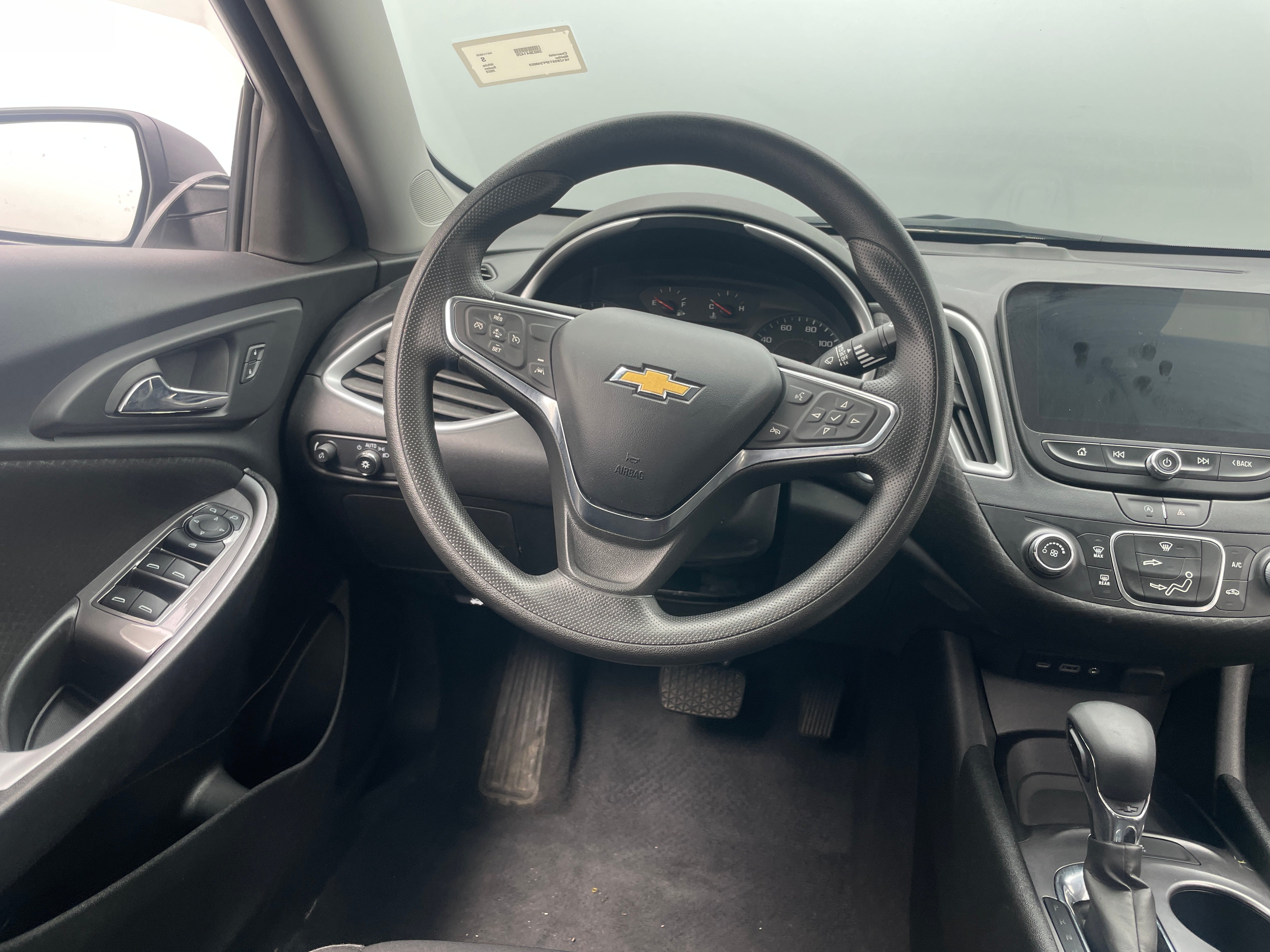 2023 Chevrolet Malibu LS 5