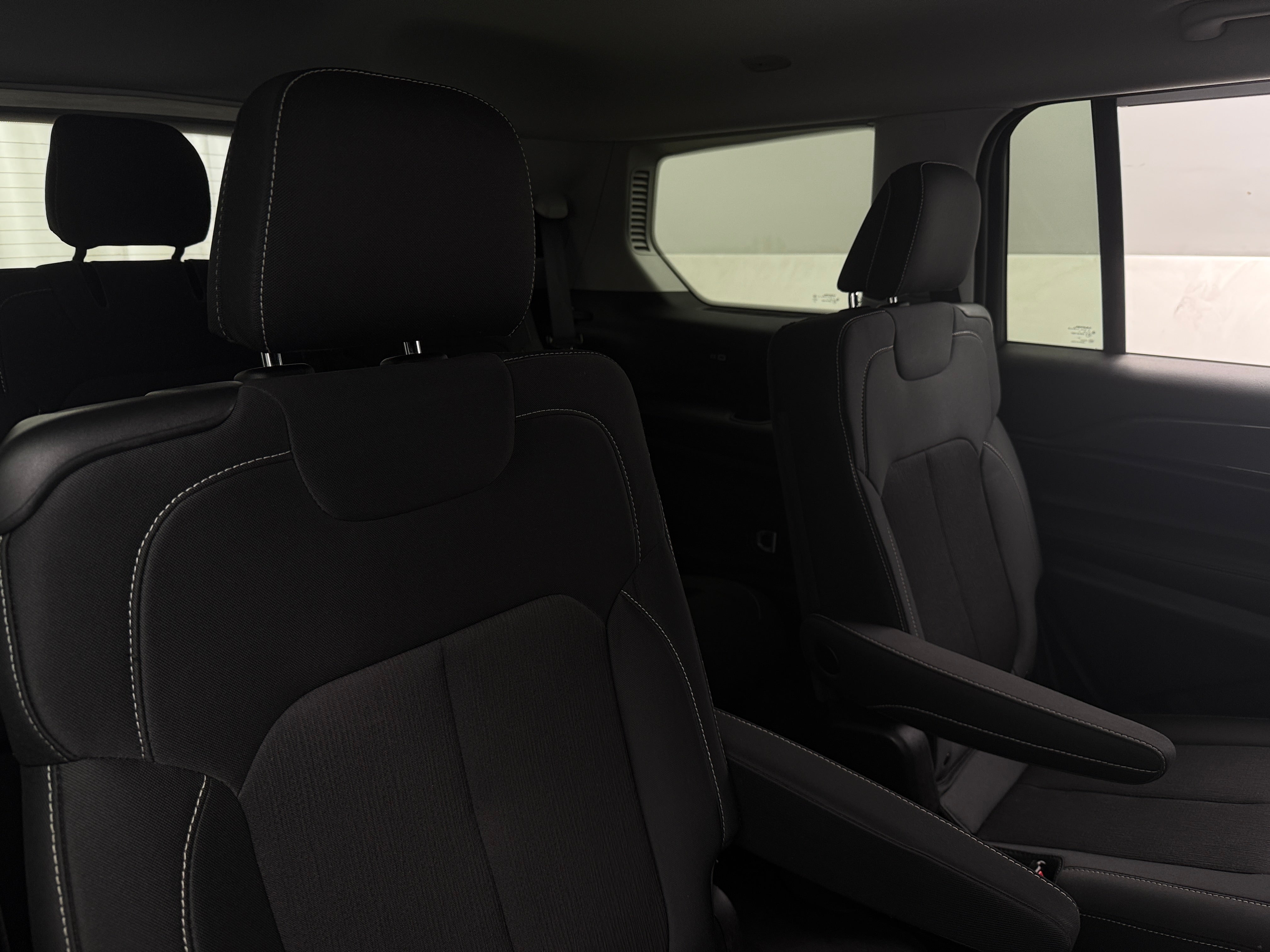 2022 Jeep Grand Cherokee L Laredo 6