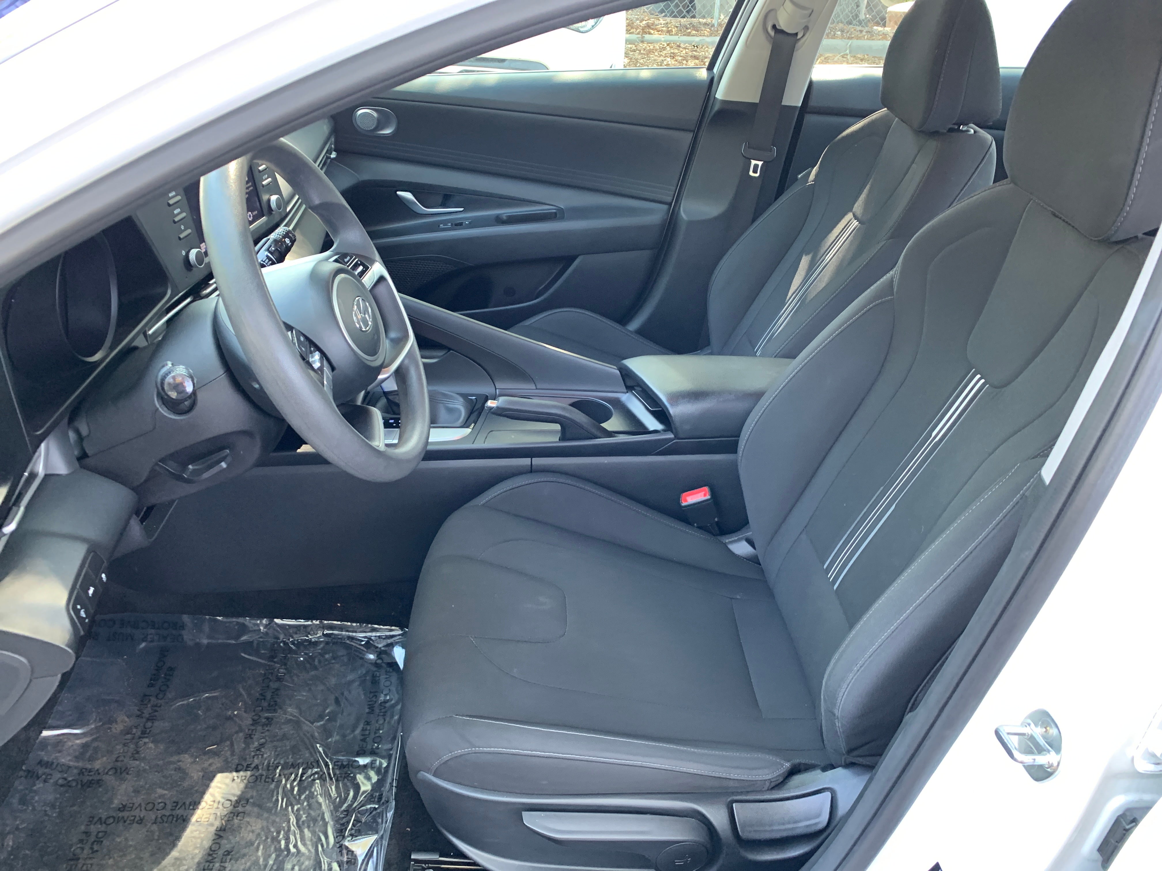 2023 Hyundai Elantra SEL 2