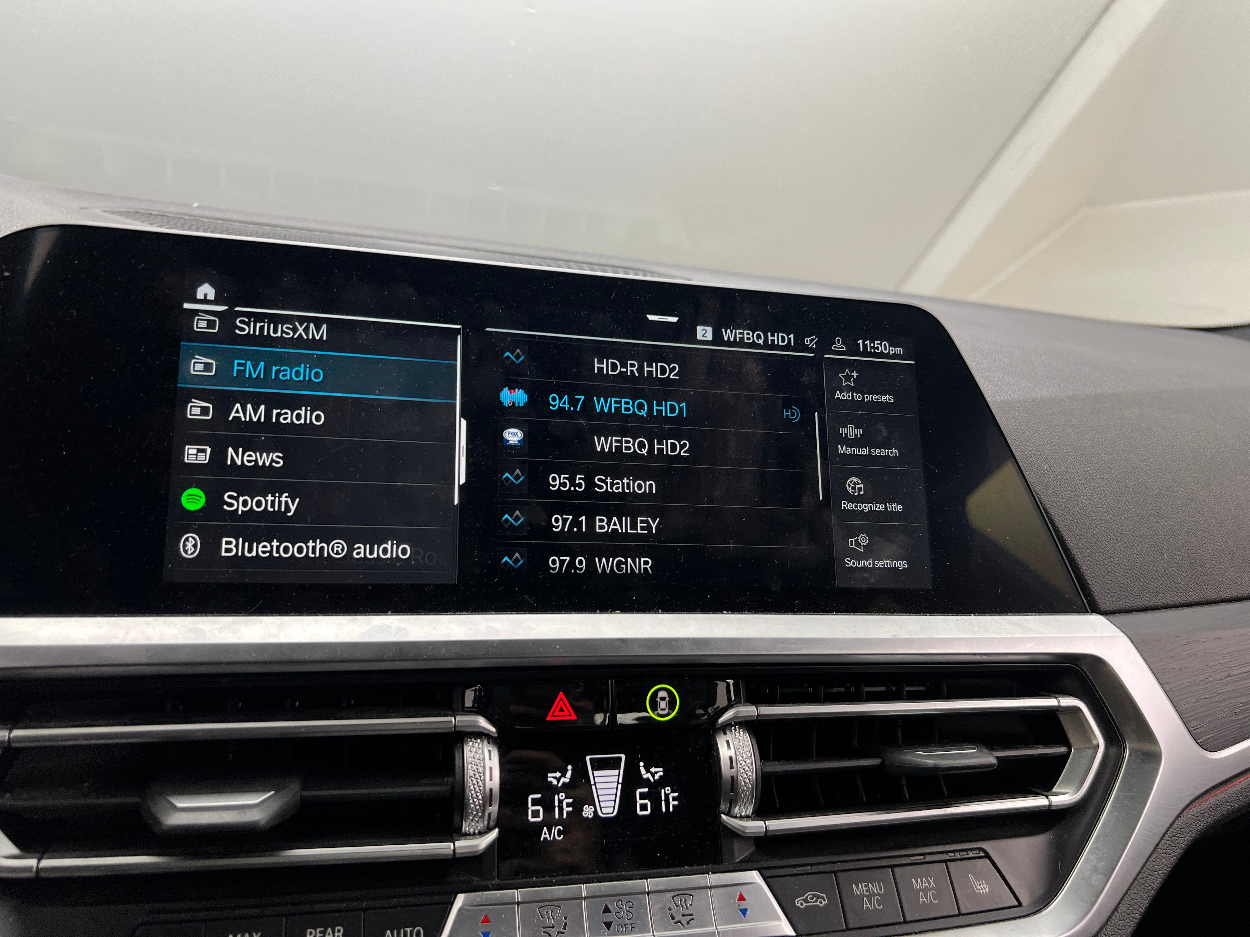 2021 BMW 3 Series 330e xDrive 3