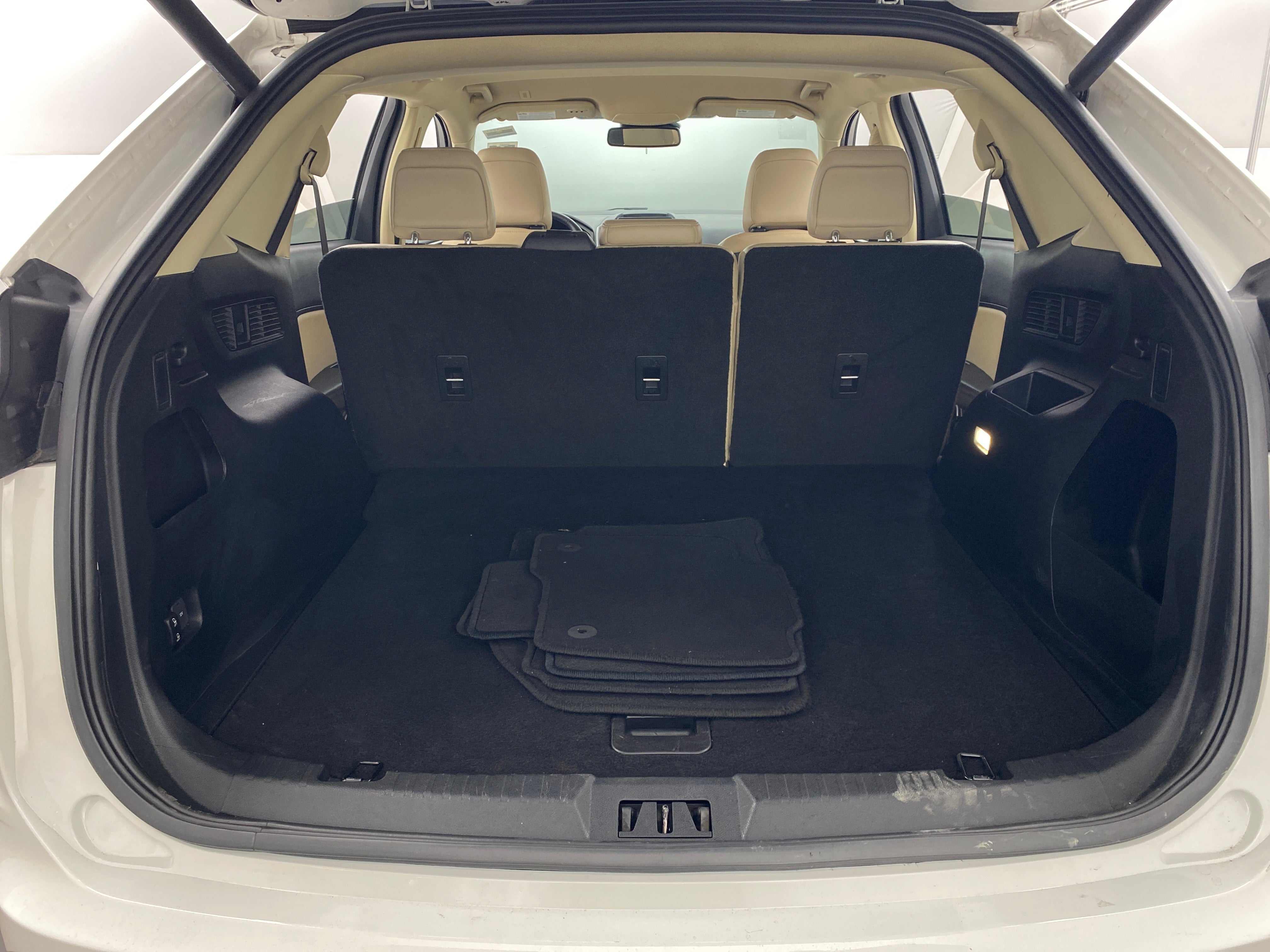 2022 Ford Edge SEL 7
