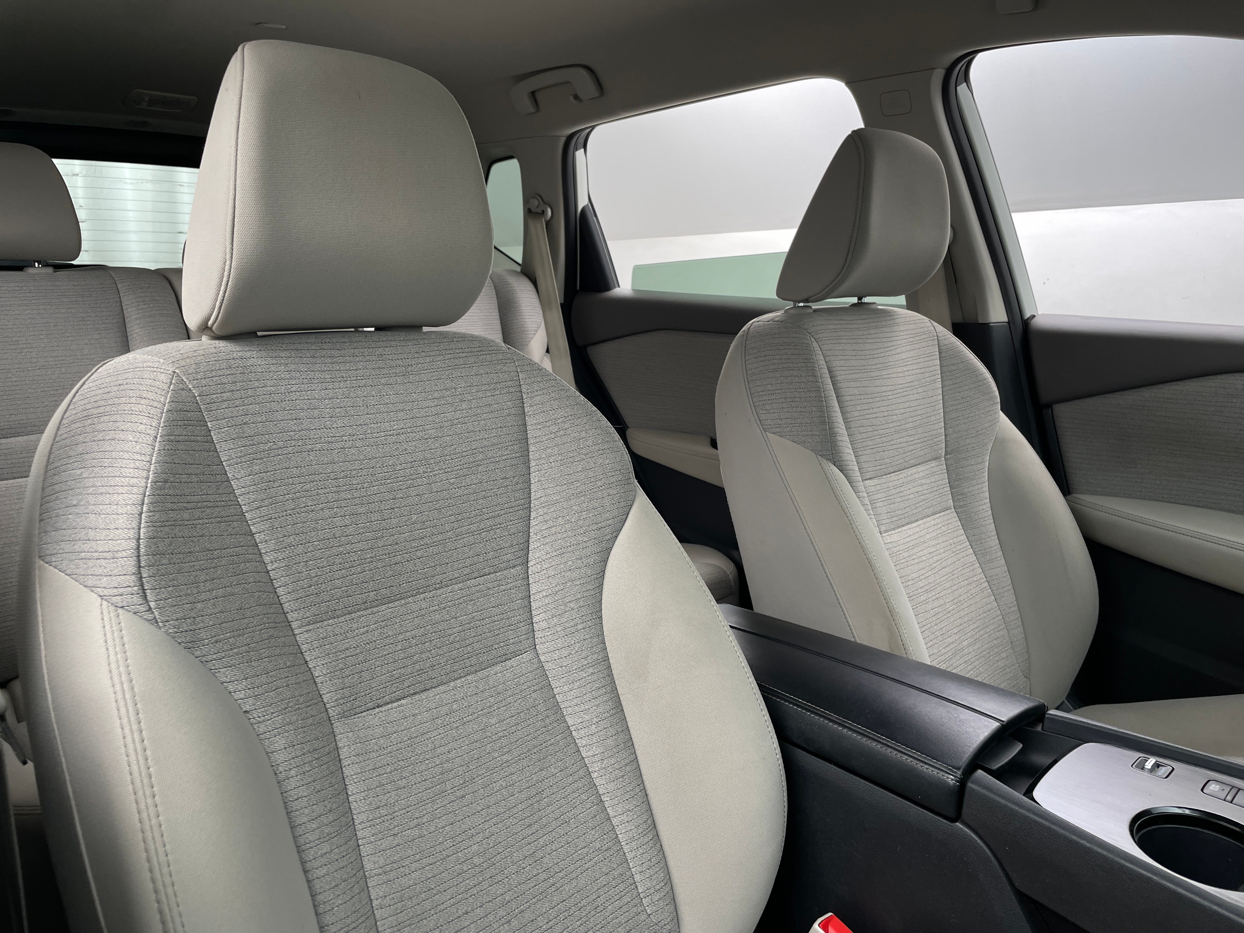2023 Nissan Rogue SV 2