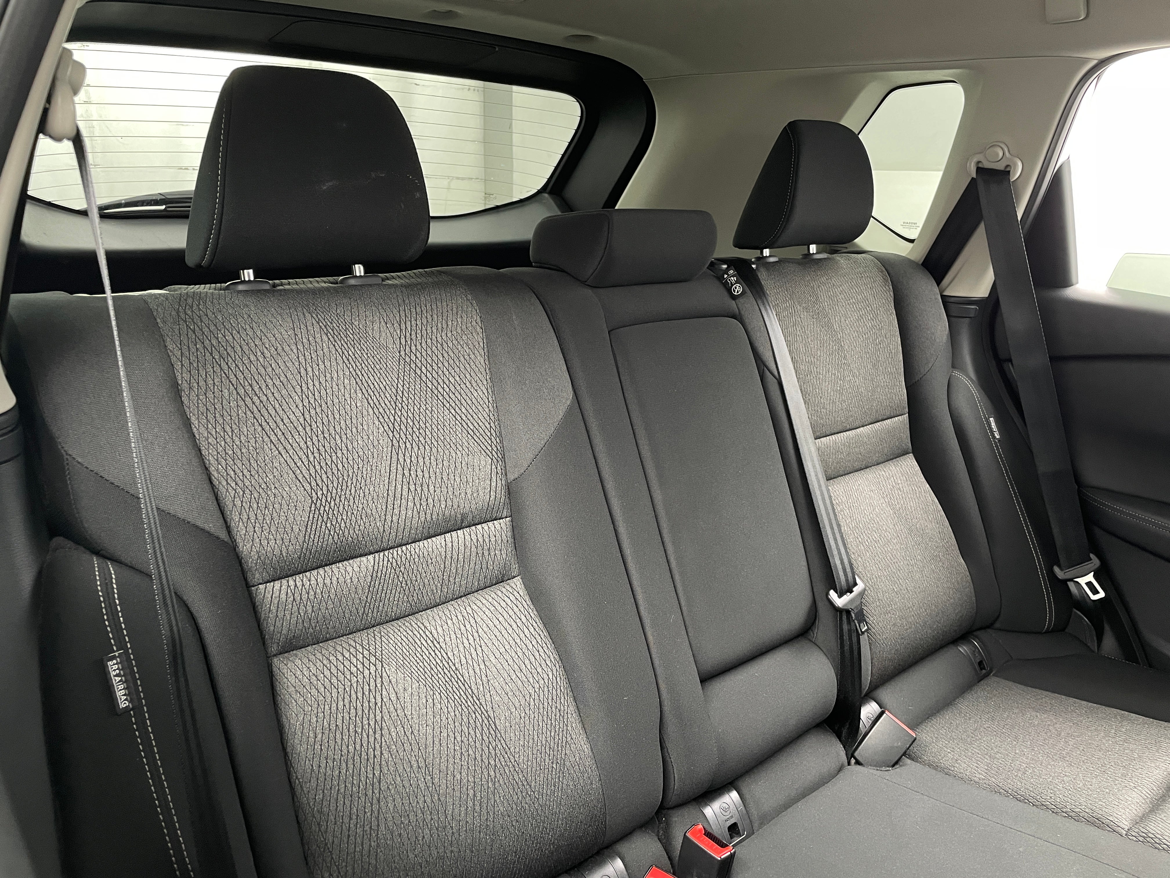 2024 Nissan Rogue SV 6