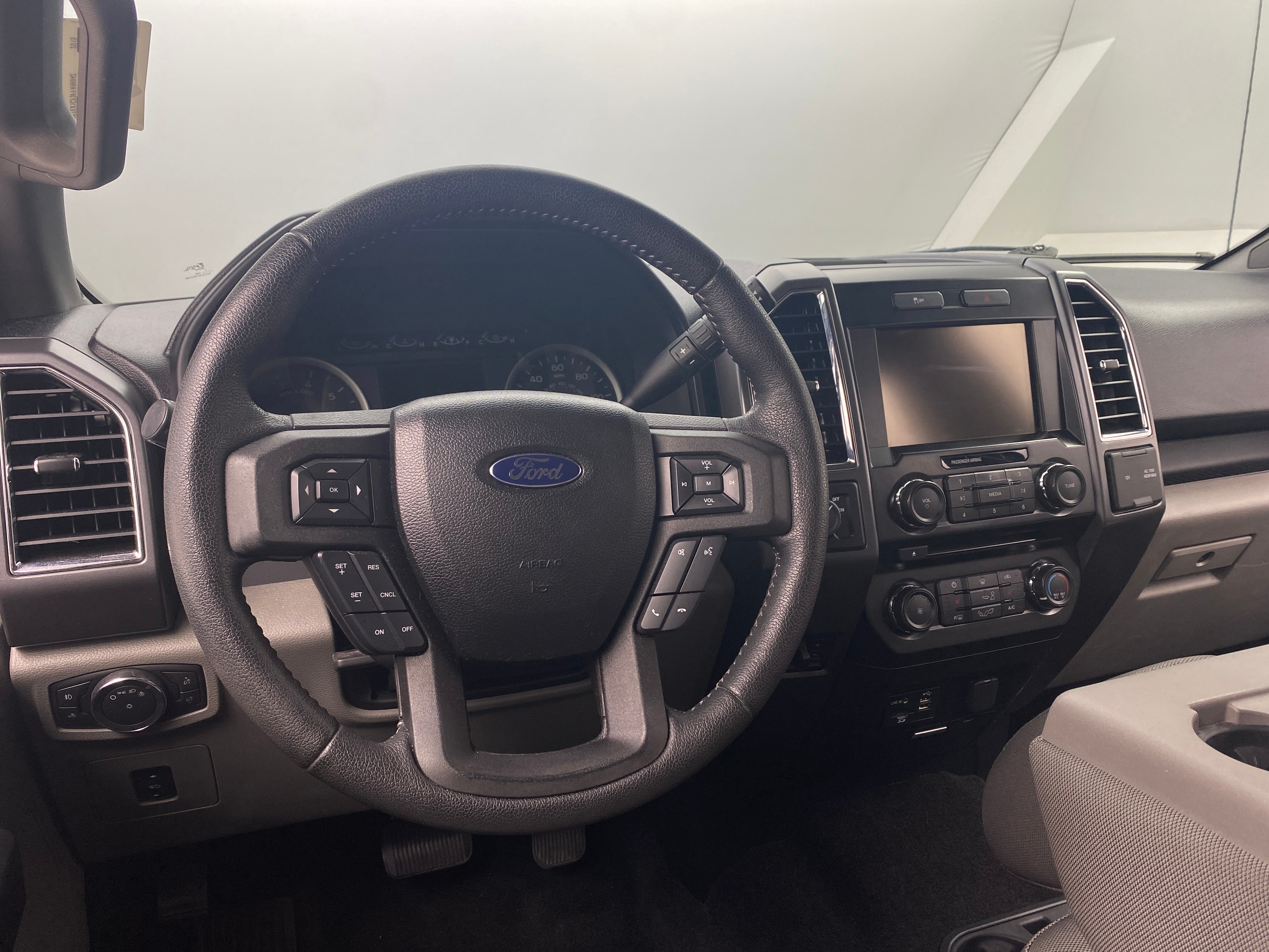 2015 Ford Econoline E-150 5