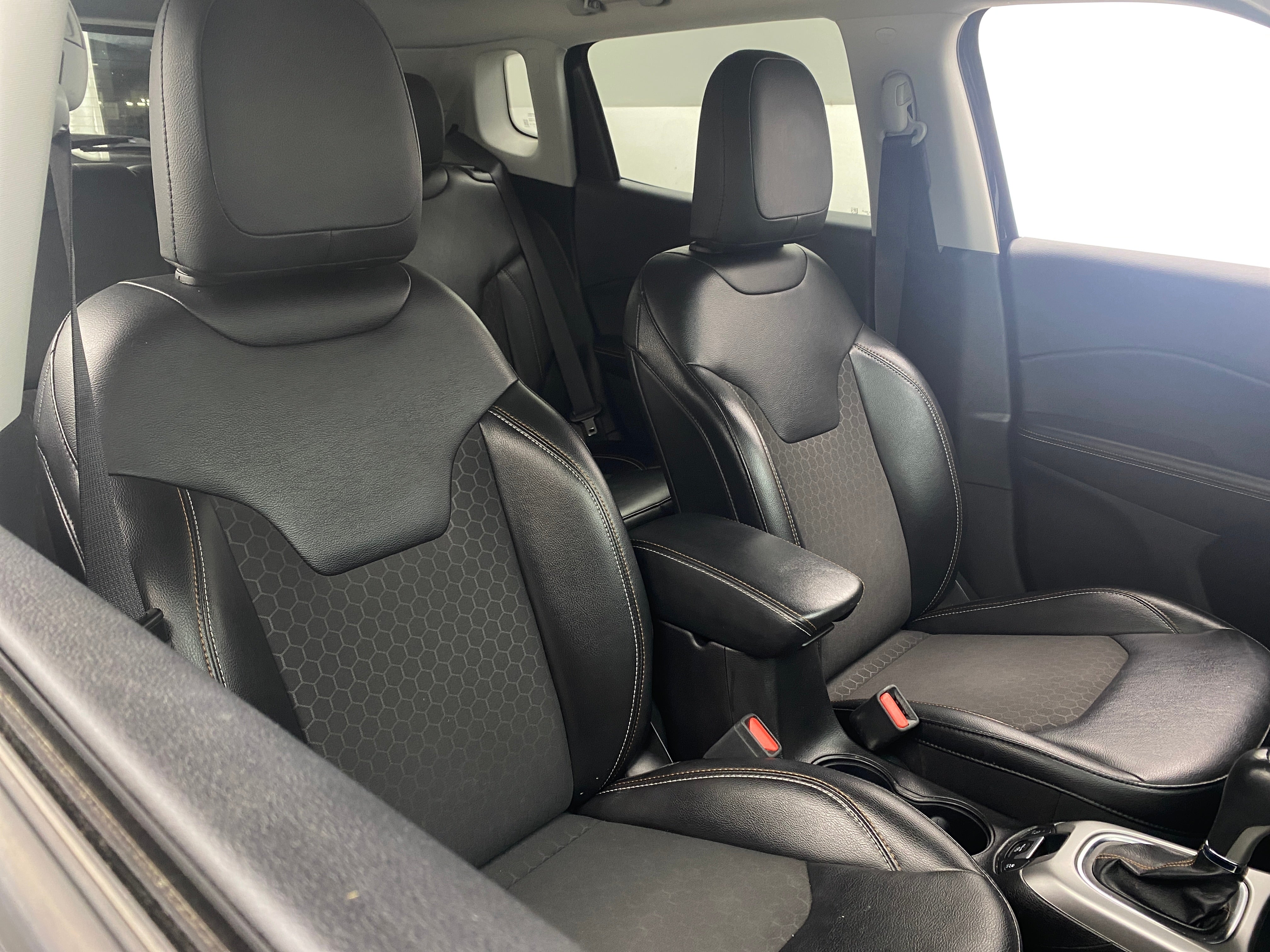 2019 Jeep Compass Latitude 2