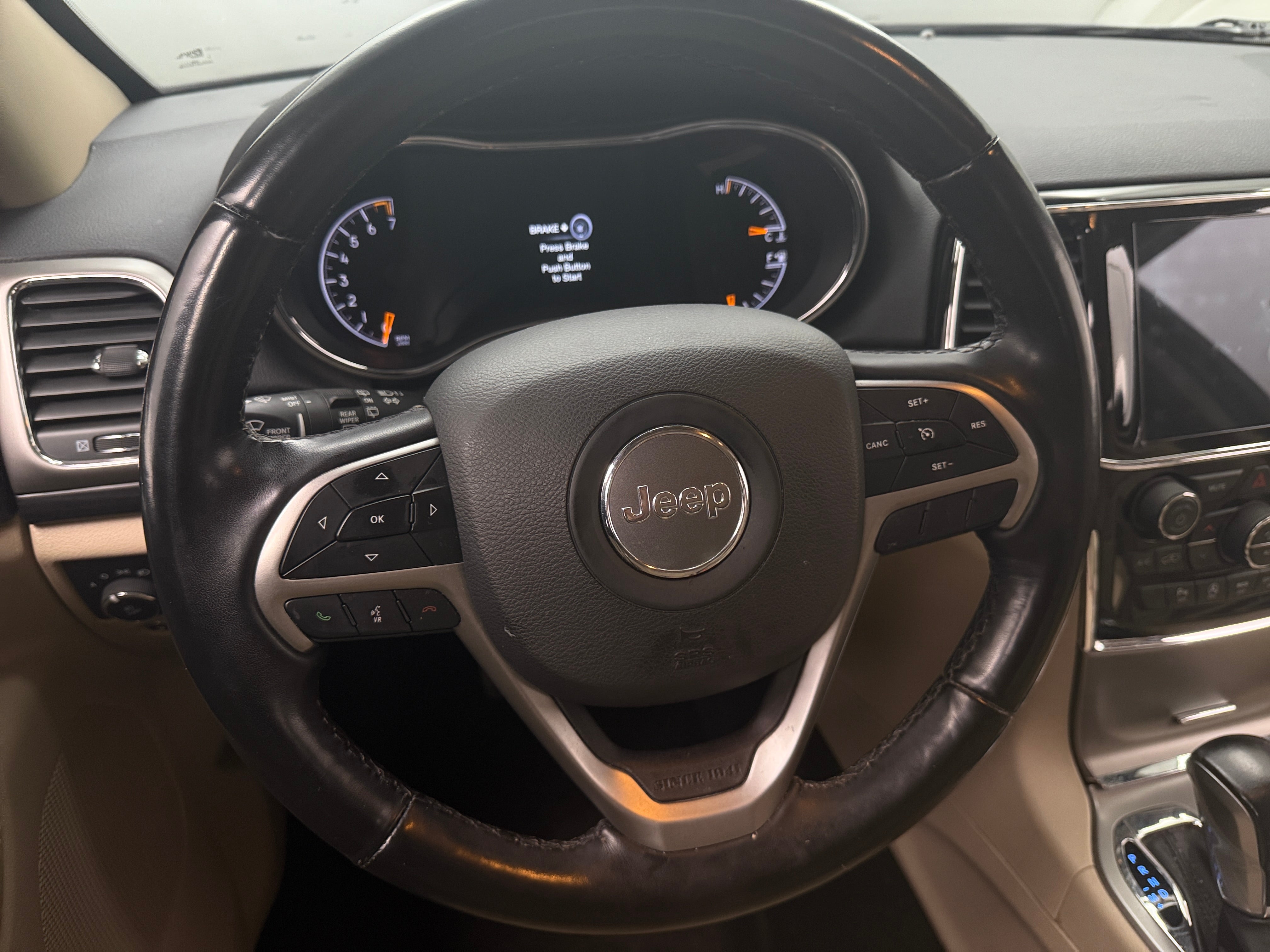 2022 Jeep Grand Cherokee Laredo 5