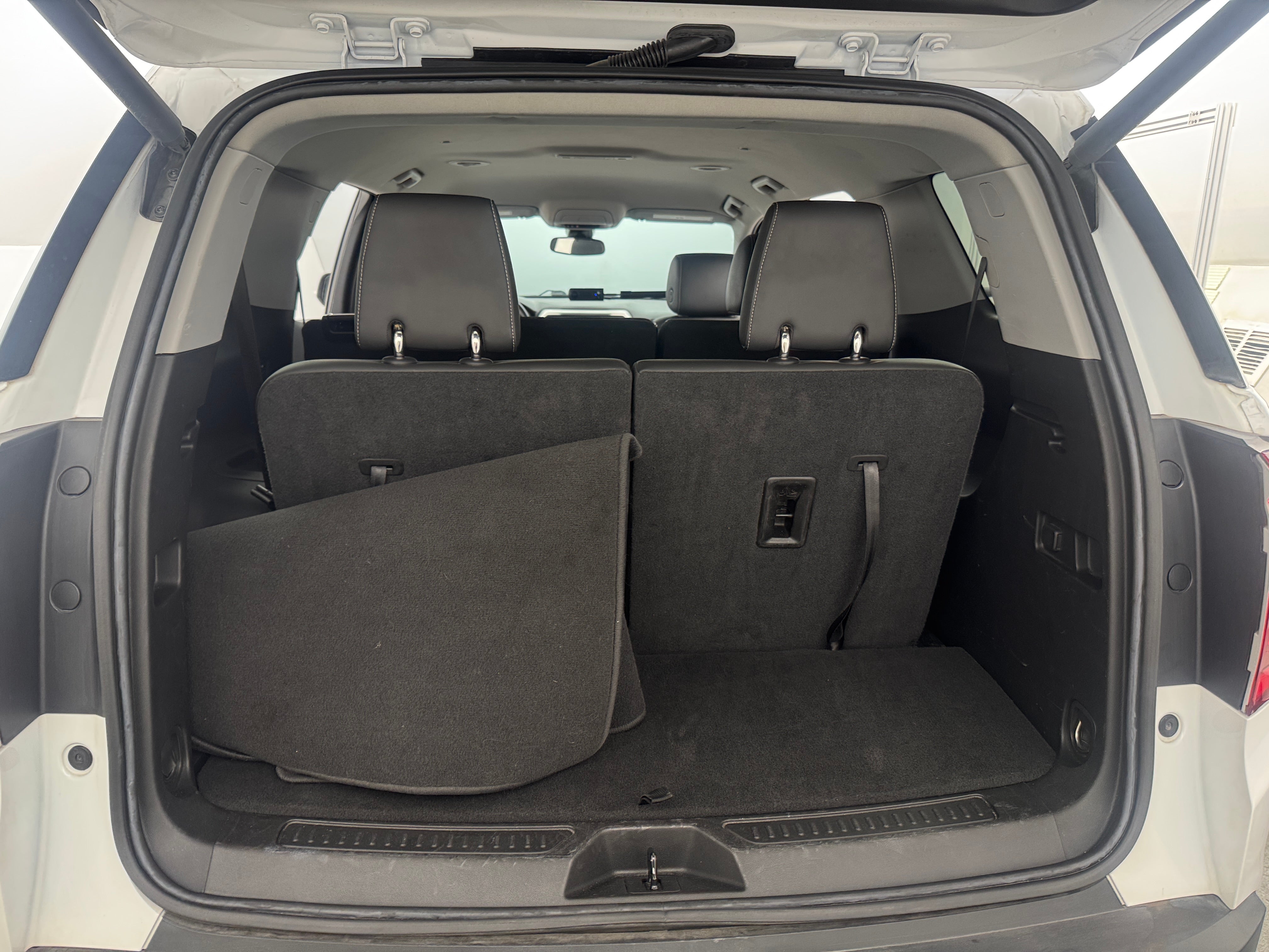 2023 GMC Acadia SLT 6