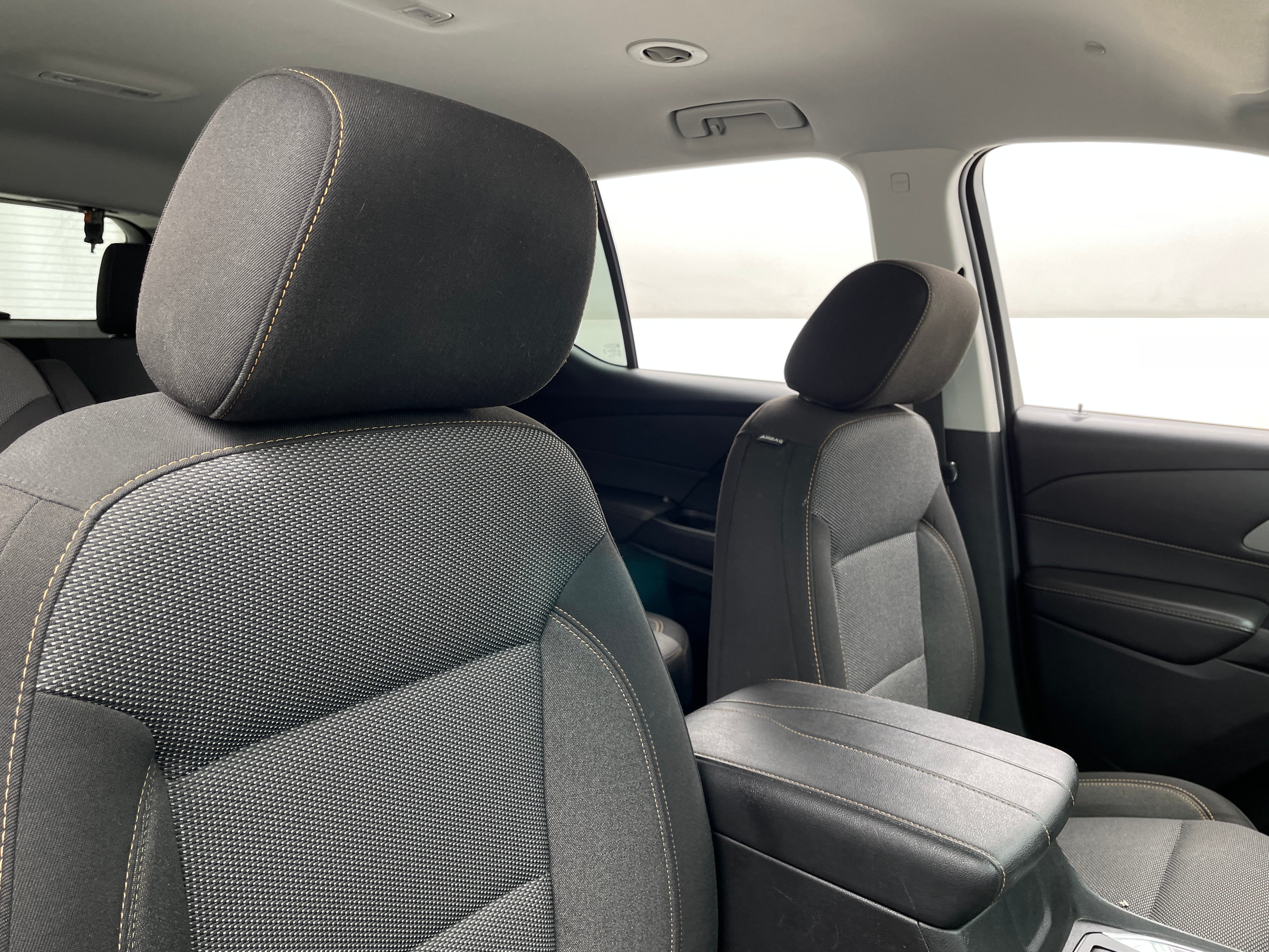 2020 Chevrolet Traverse LT 2