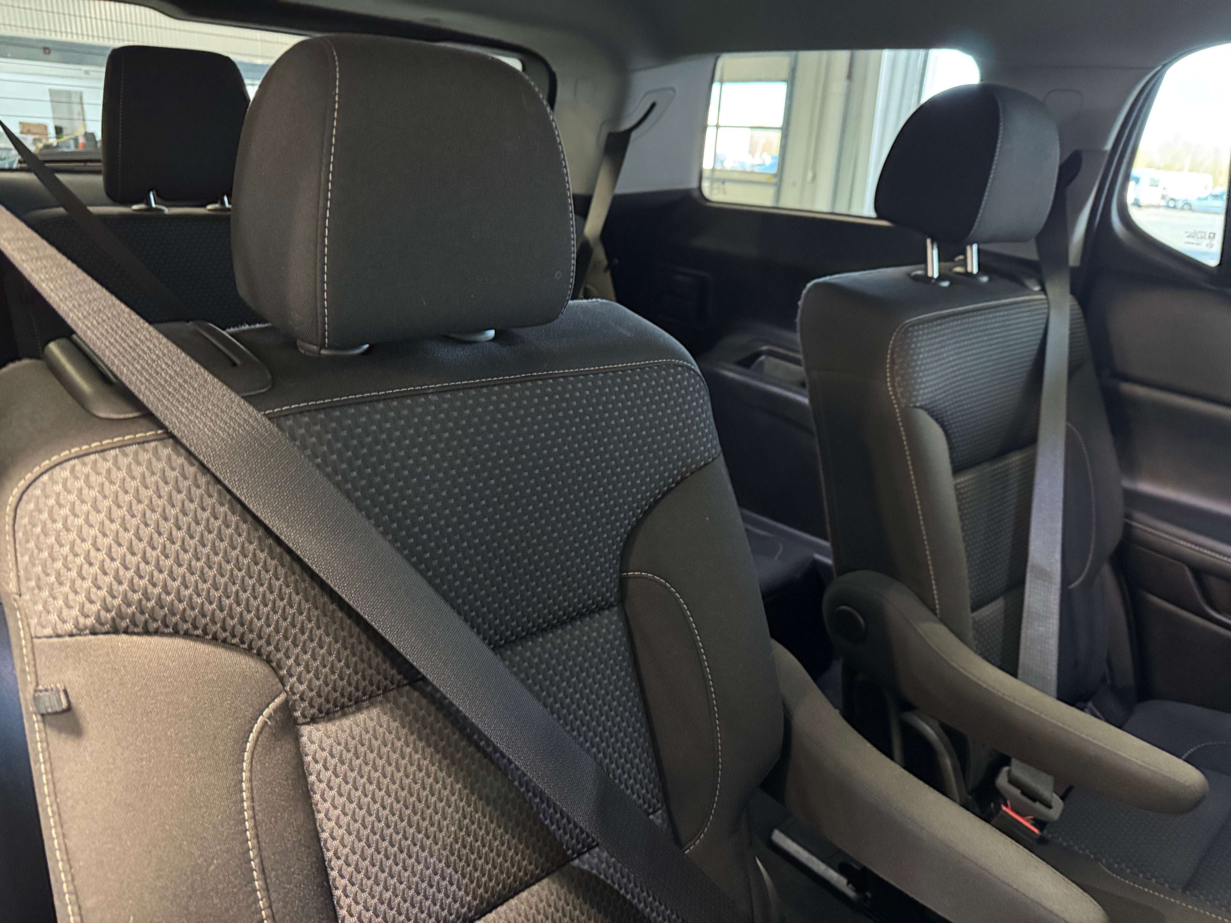 2023 GMC Acadia SLE 6