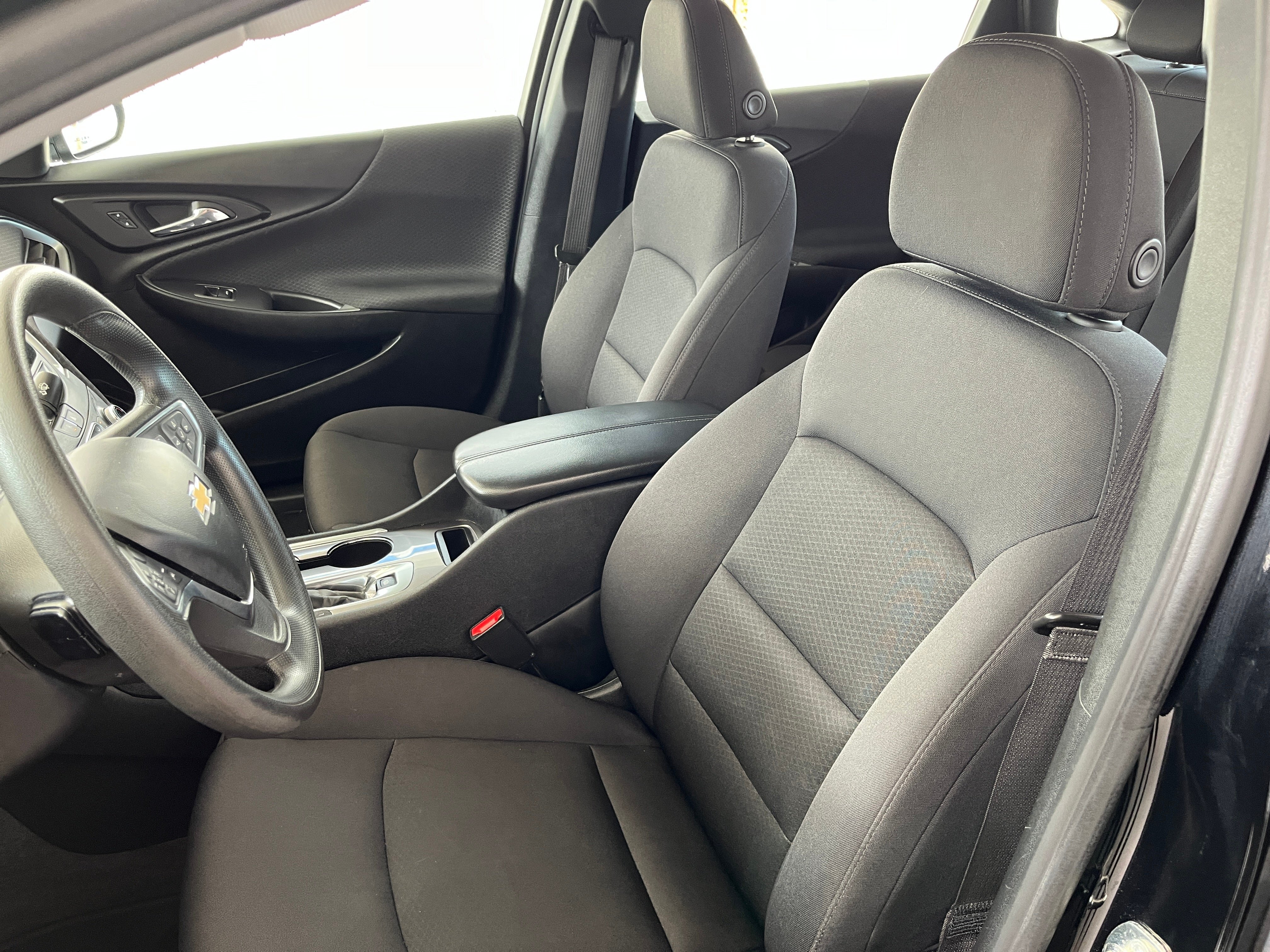 2023 Chevrolet Malibu LT 2