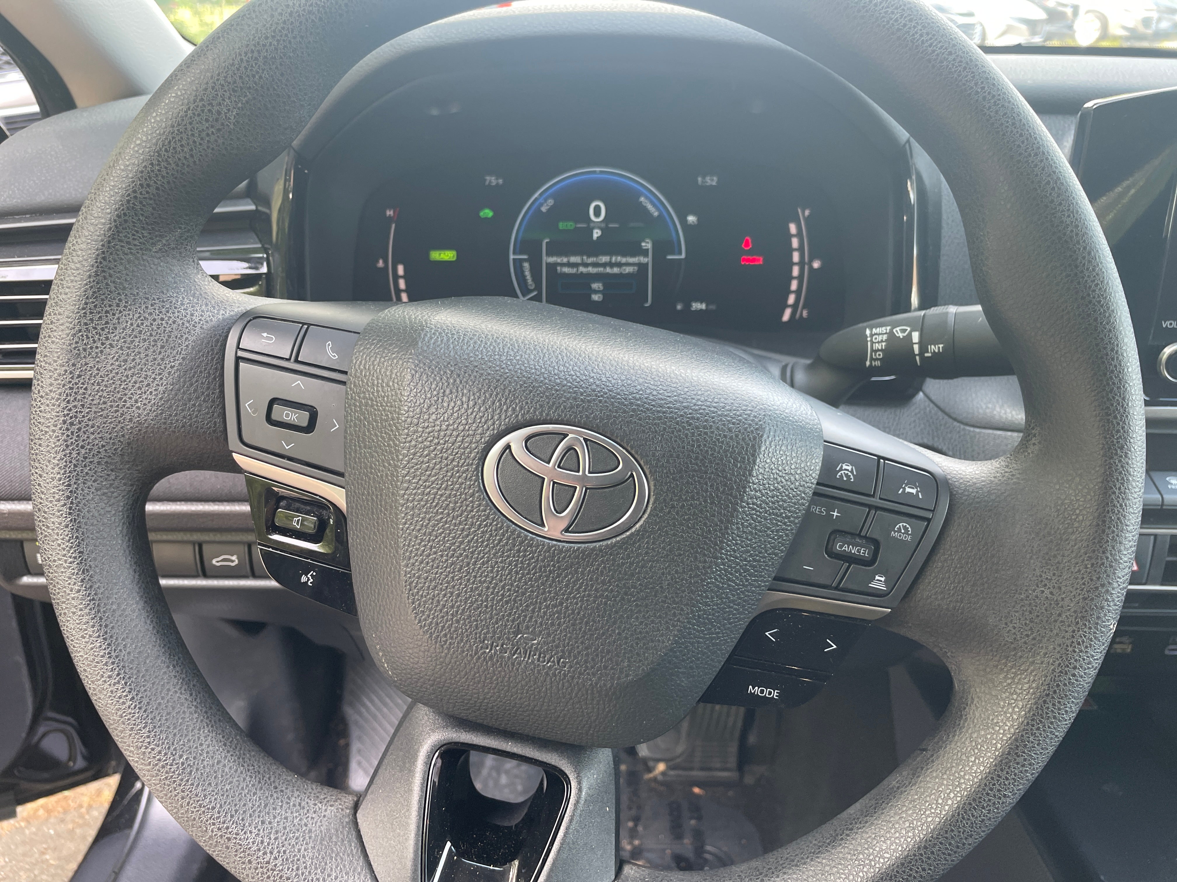 2025 Toyota Camry LE 5