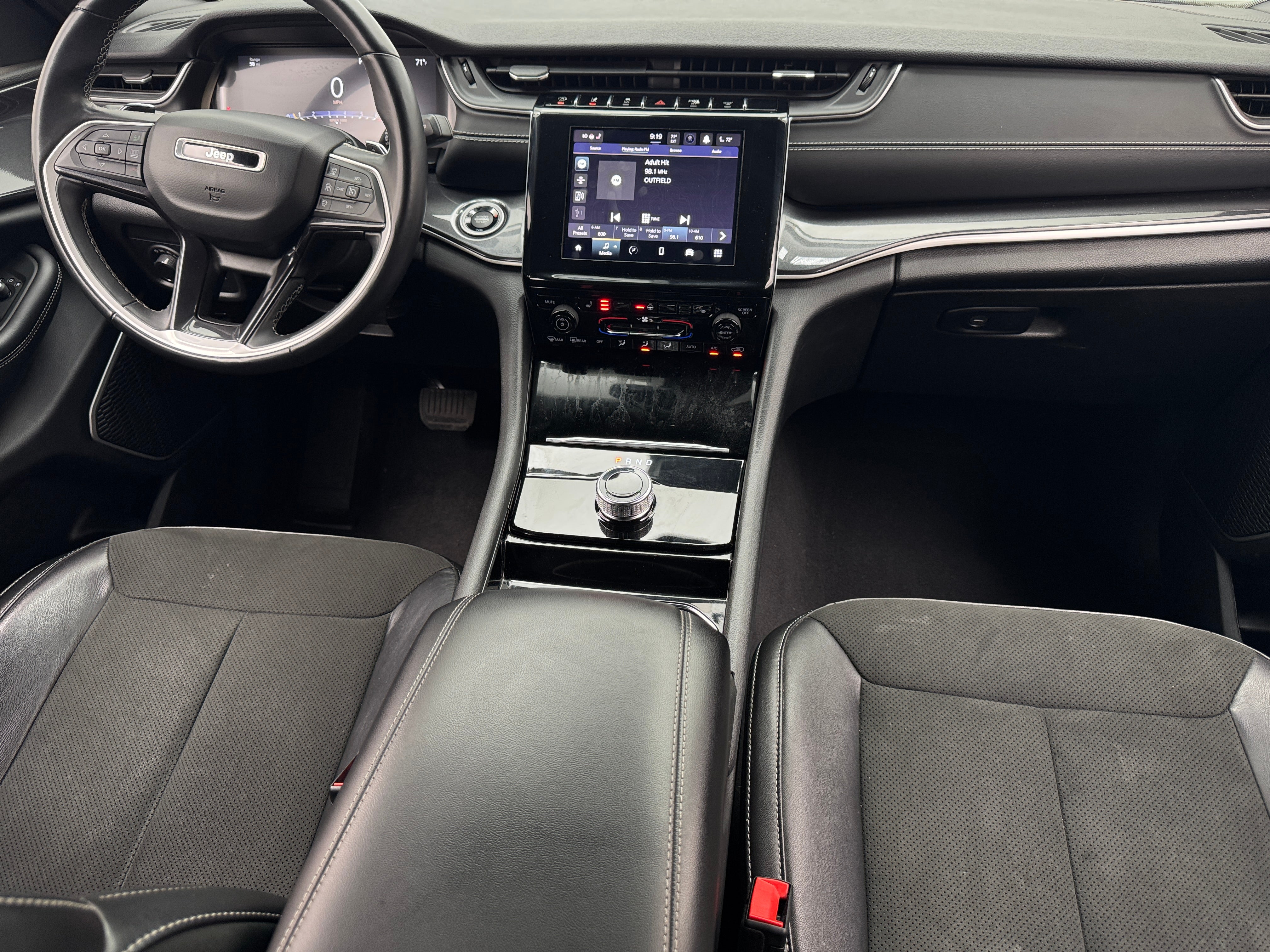 2021 Jeep Grand Cherokee L Altitude 2