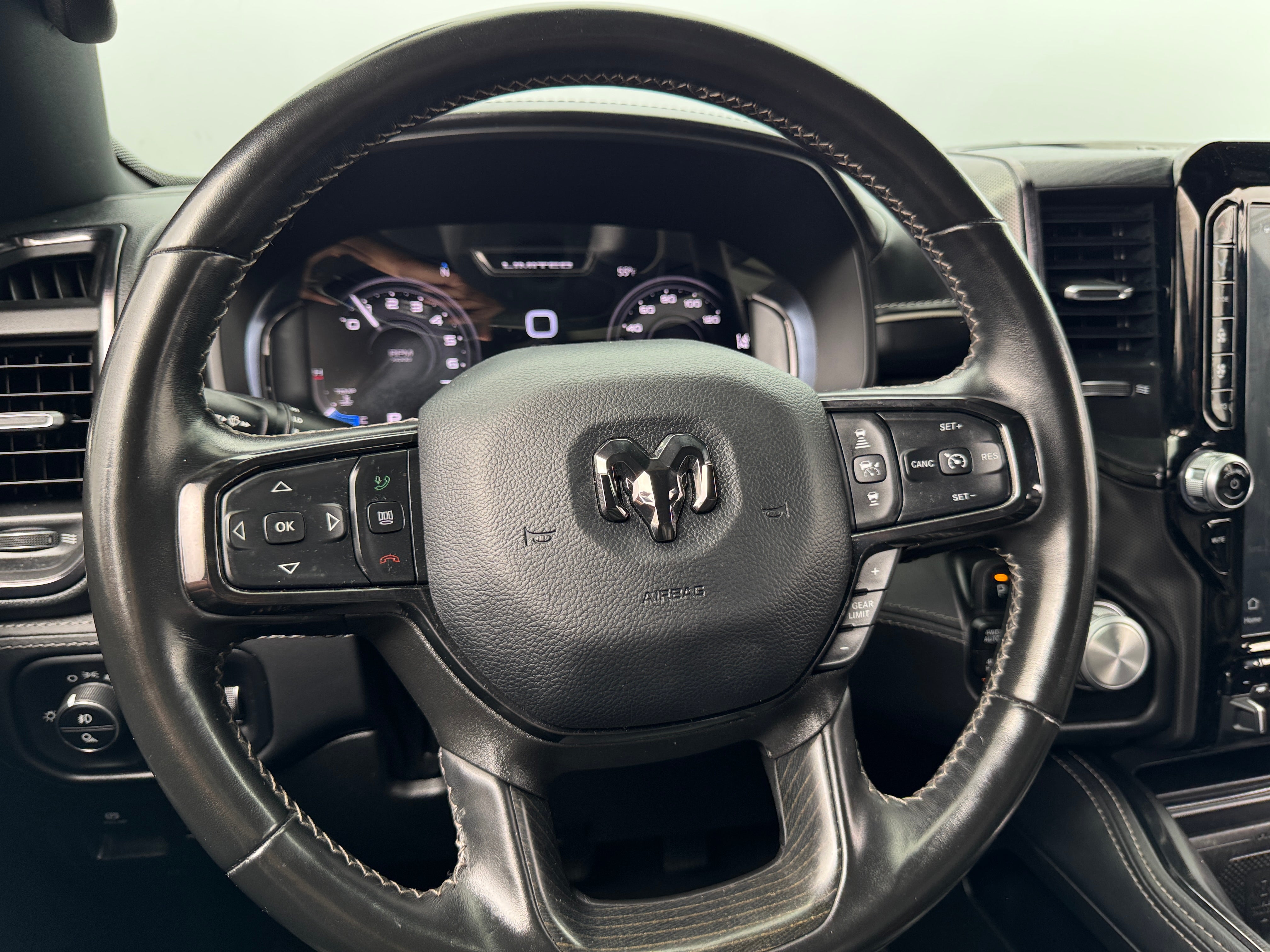 2023 RAM 1500 Limited 4