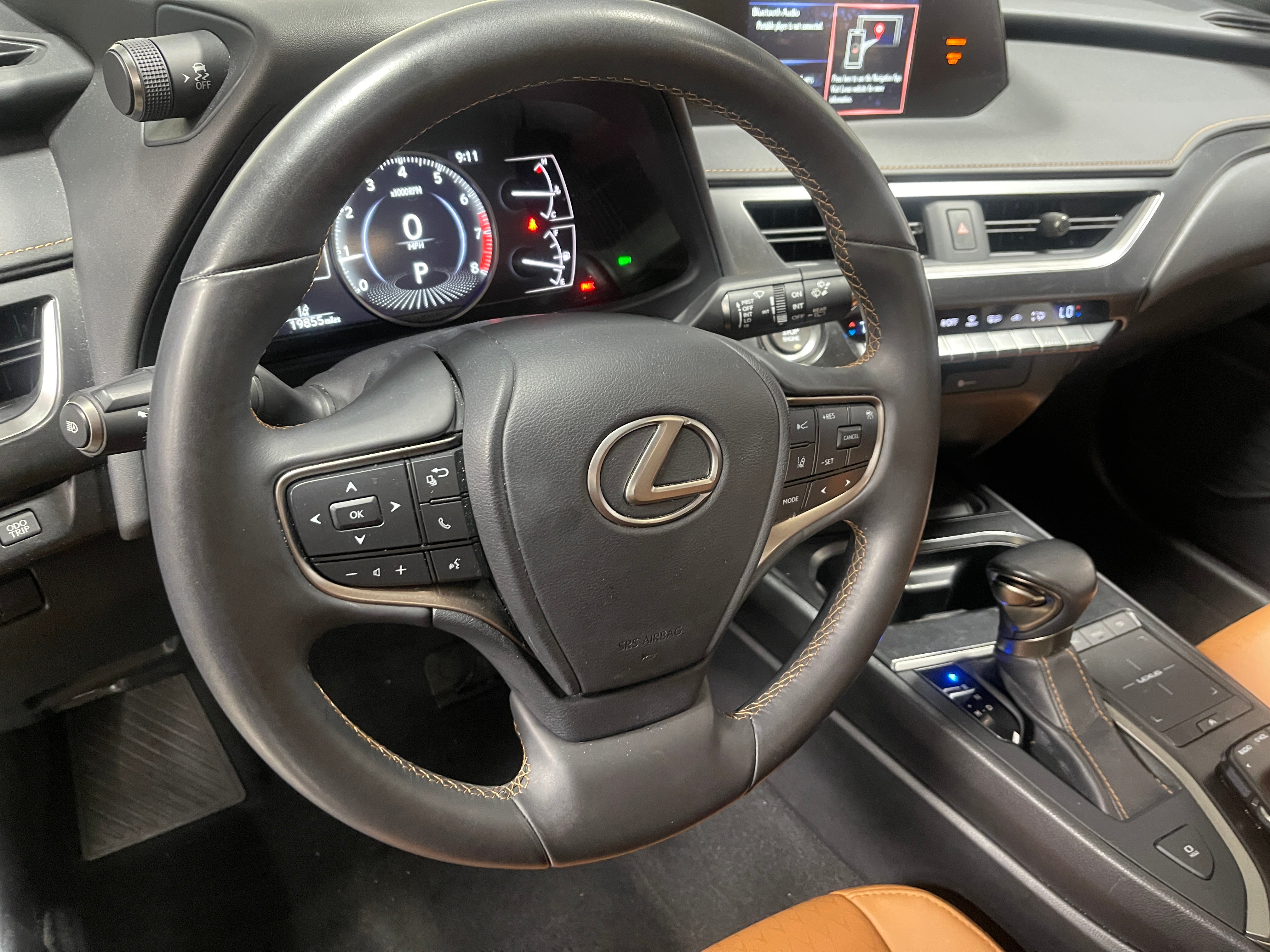 2022 Lexus UX 200 4