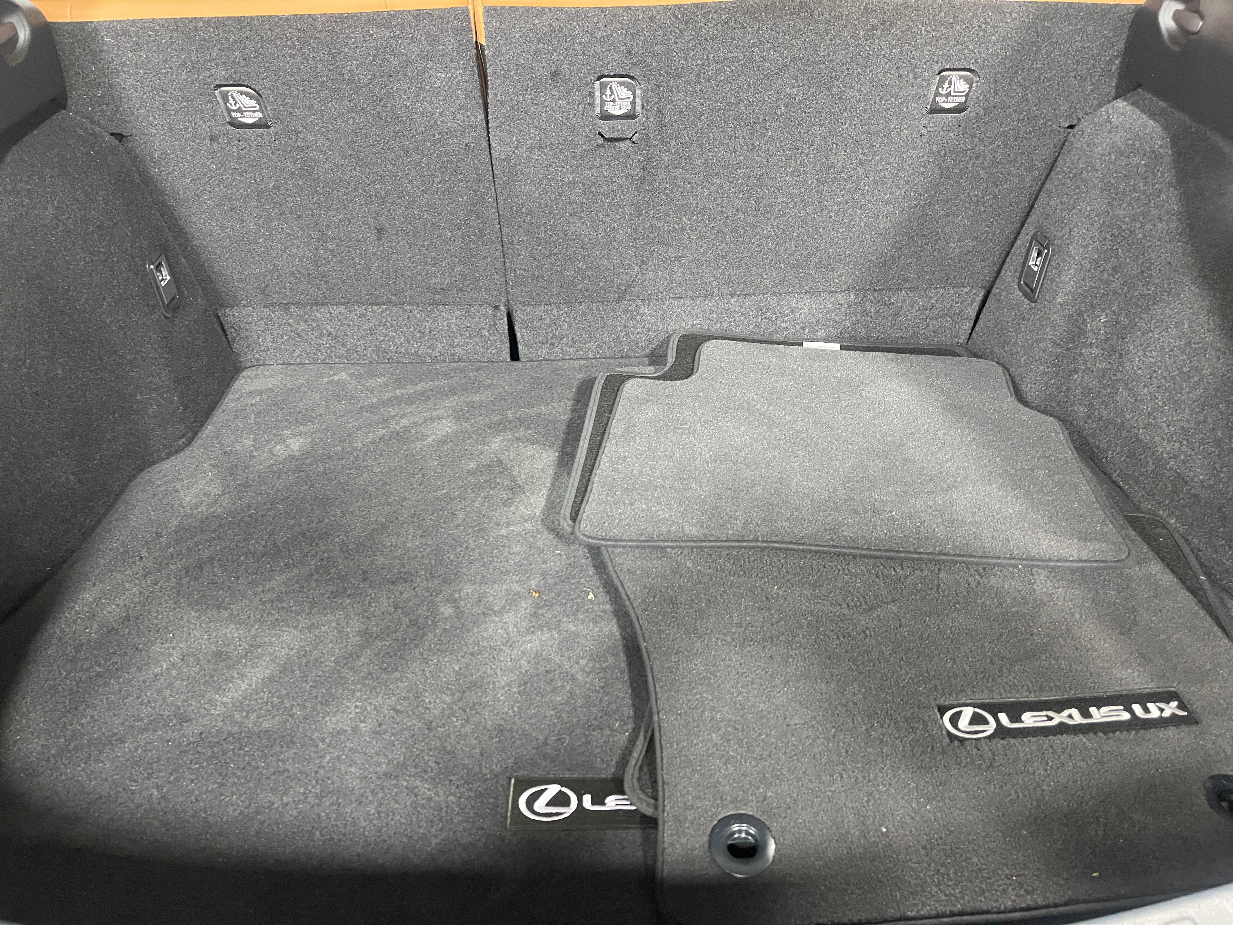 2022 Lexus UX 200 6
